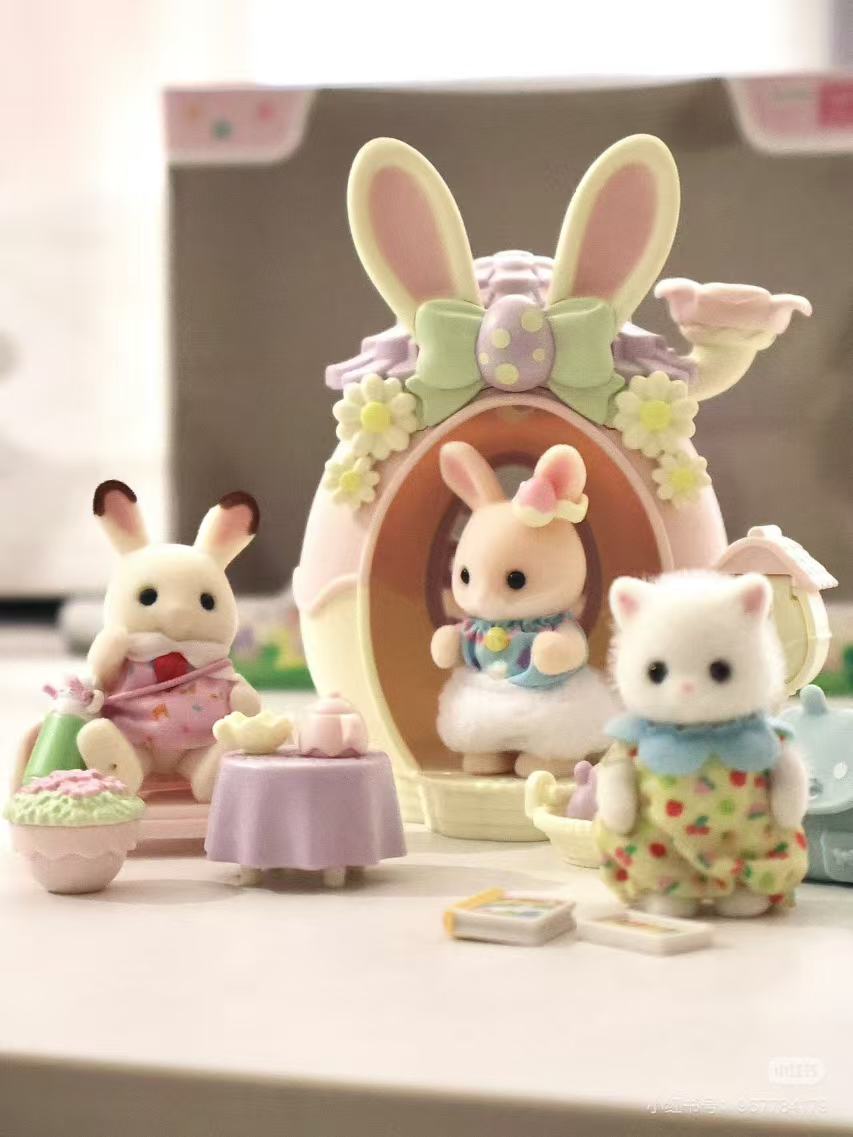 Sylvanian families|Easter Egg Hutch 5802