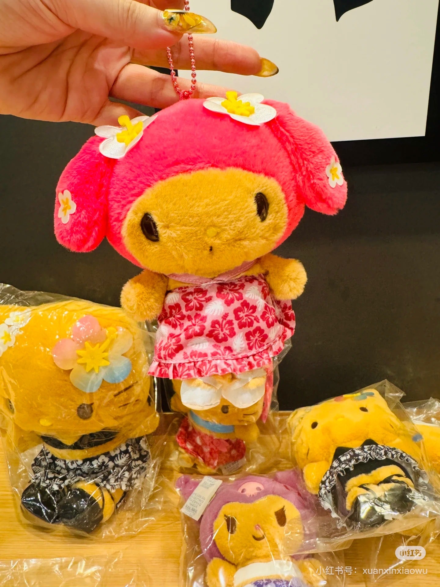 【limit 1】Sanrio|Endless Summer Vacation Mascot Holder /Plush Keychain|10.5×7×15cm approx.
