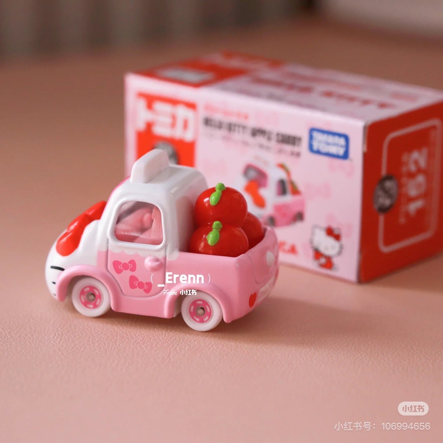 Tomica|Dream Tomica 152 Hello Kitty Apple Car|W78×H41×D39mm approx.