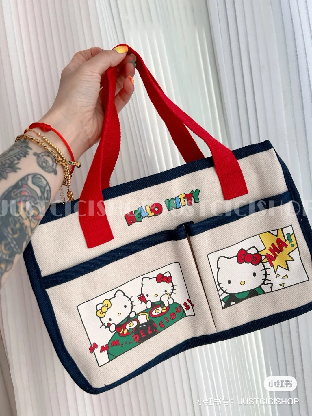 Hello kitty凯蒂猫|50周年限定kitty多口袋多功能厚质感托特包|约縦18.5?横28?マチ15cm