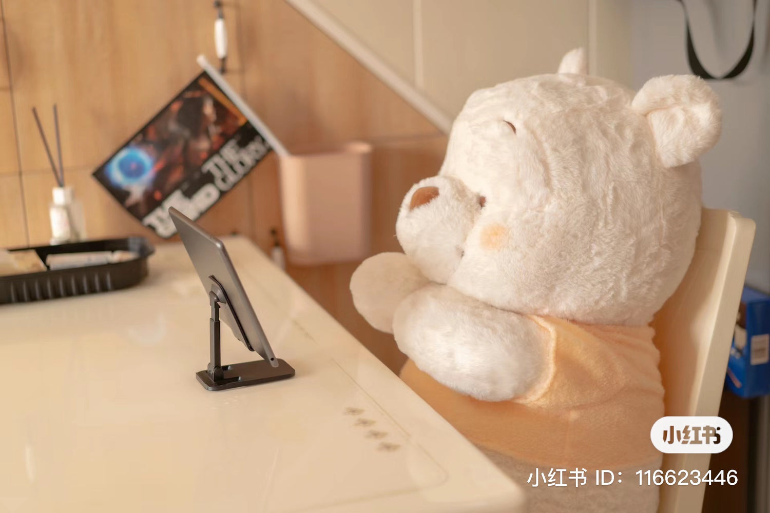 Disney|冬日白色限定超大巨型蜜蜂噗噗/抱起来巨舒服/送女友最佳礼物|高さ約73×幅43×奥行き57(cm)