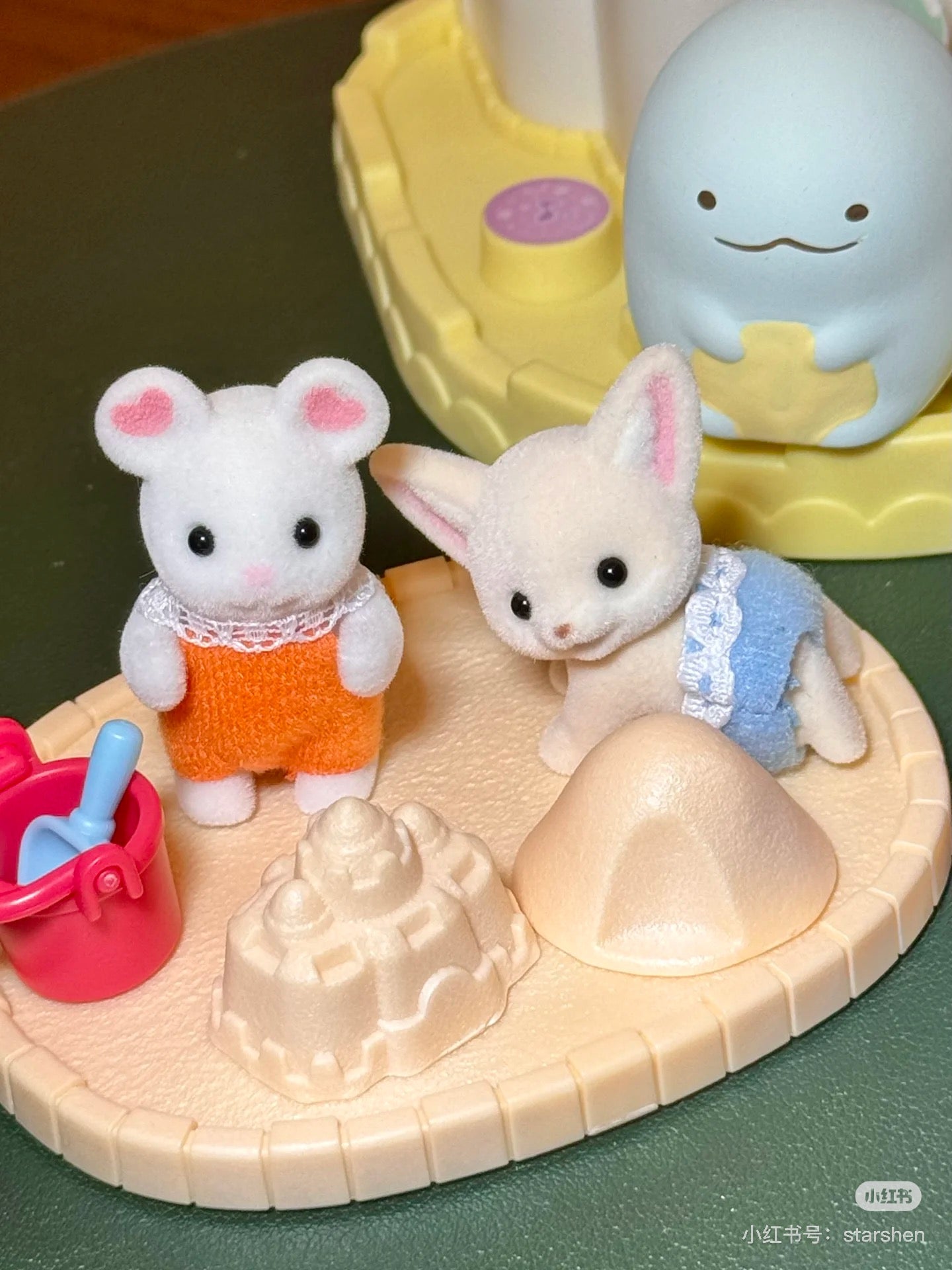 SylvanianFamilies|Nursery Sandbox & Pool/Flora Rabbit-5746