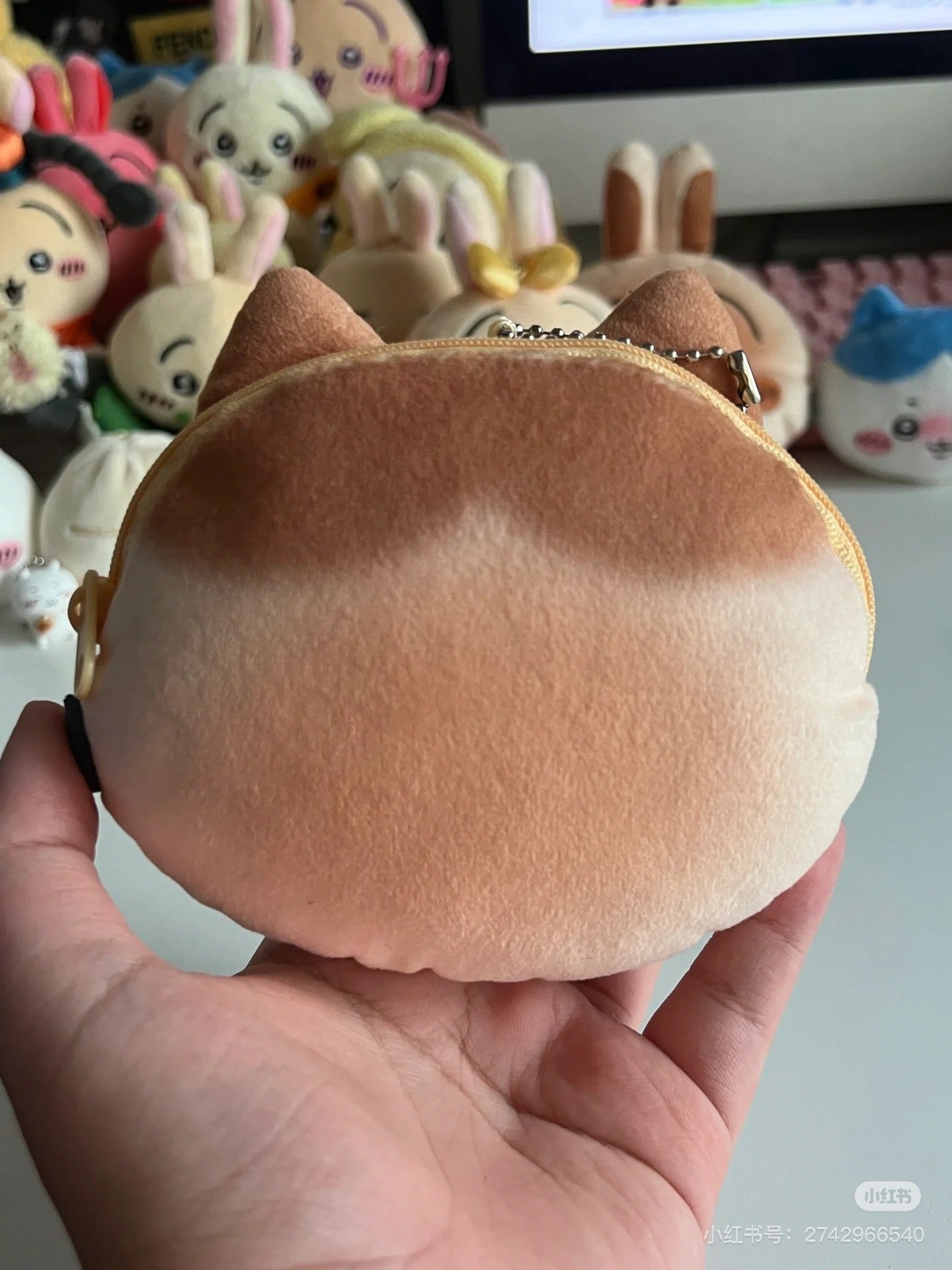 Chiikawa 吉伊卡哇|Face-shiped Mini Pouch / Chiikawa Bakery Bread-like面包店系列软乎乎脸型可爱角色零钱包挂件/包挂/耳机保护收纳包|约H115×W130×D40mm