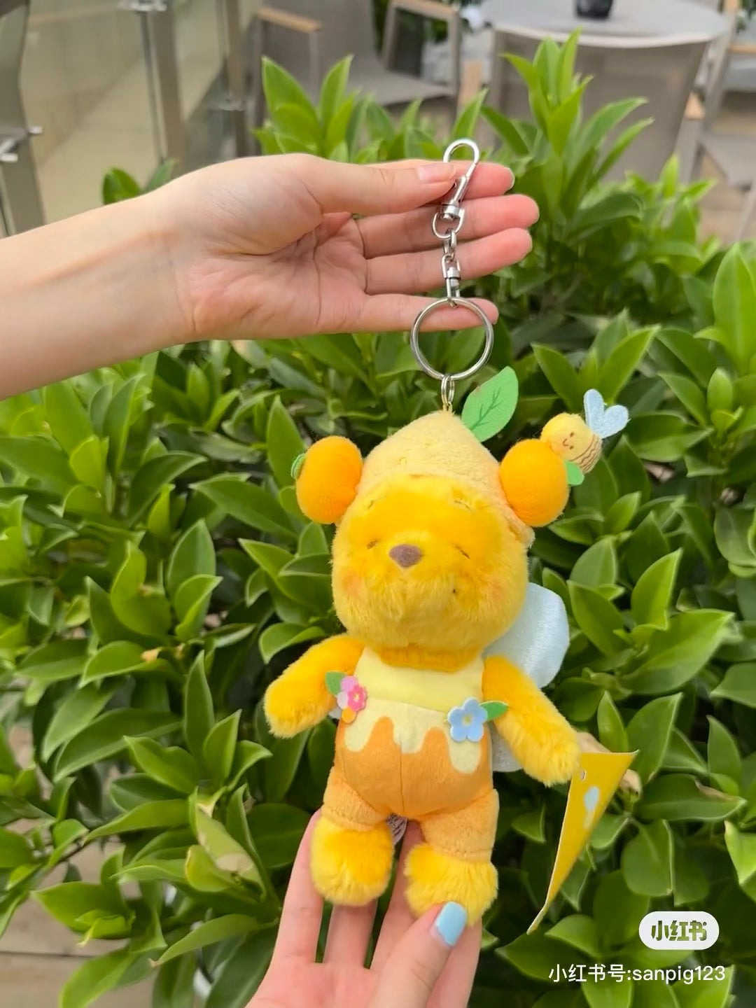 Disney HK|眯眯眼蜜蜂柠檬噗噗挂件