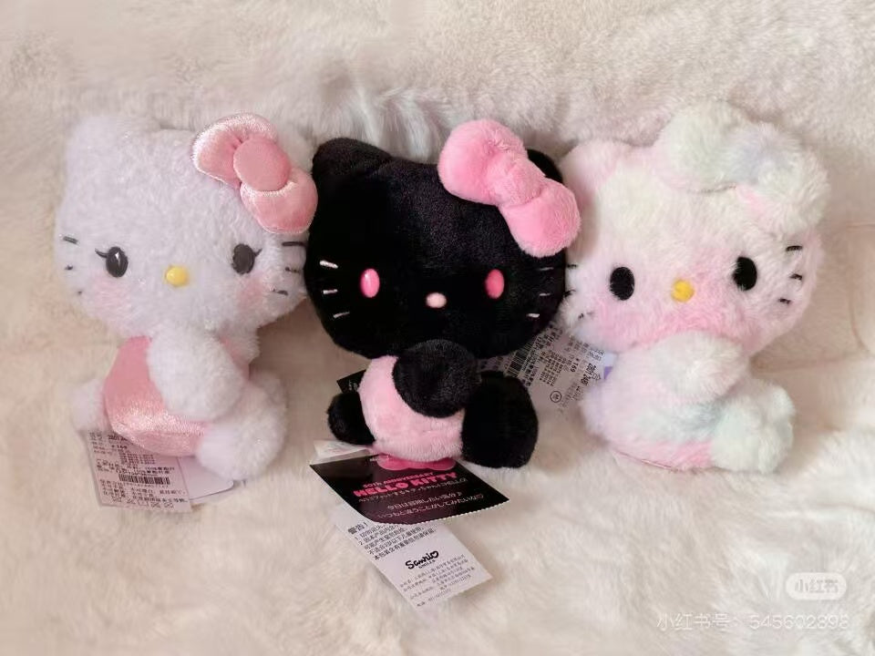 HelloKitty凯蒂猫|Sanrio Hello Kitty 50th Anniversary50周年限定缤纷24色colors毛绒玩偶/公仔 |约12.5 x 9.8 x 15 cm