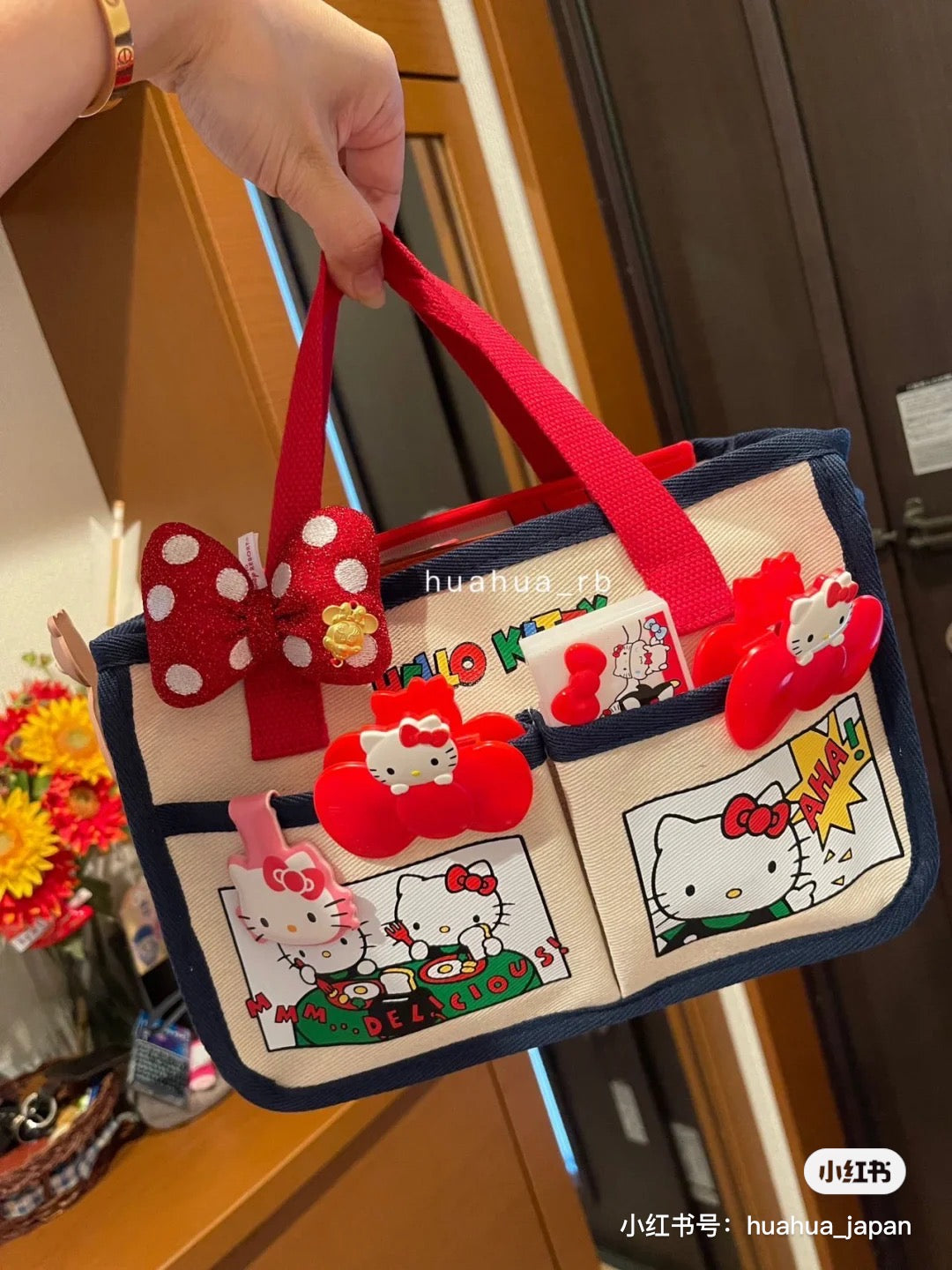 Hello kitty凯蒂猫|50周年限定kitty多口袋多功能厚质感托特包|约縦18.5?横28?マチ15cm