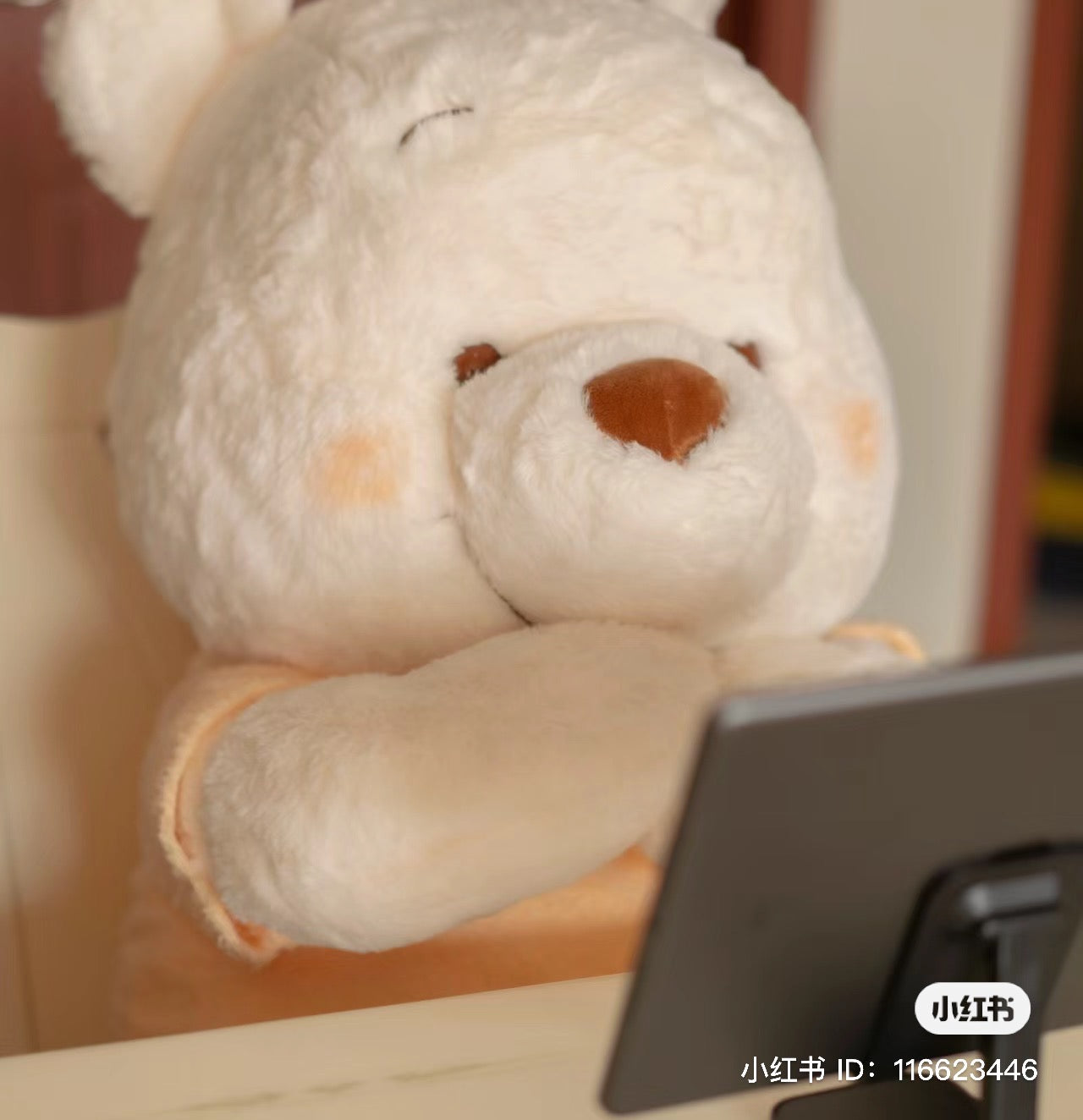 Disney|冬日白色限定超大巨型蜜蜂噗噗/抱起来巨舒服/送女友最佳礼物|高さ約73×幅43×奥行き57(cm)