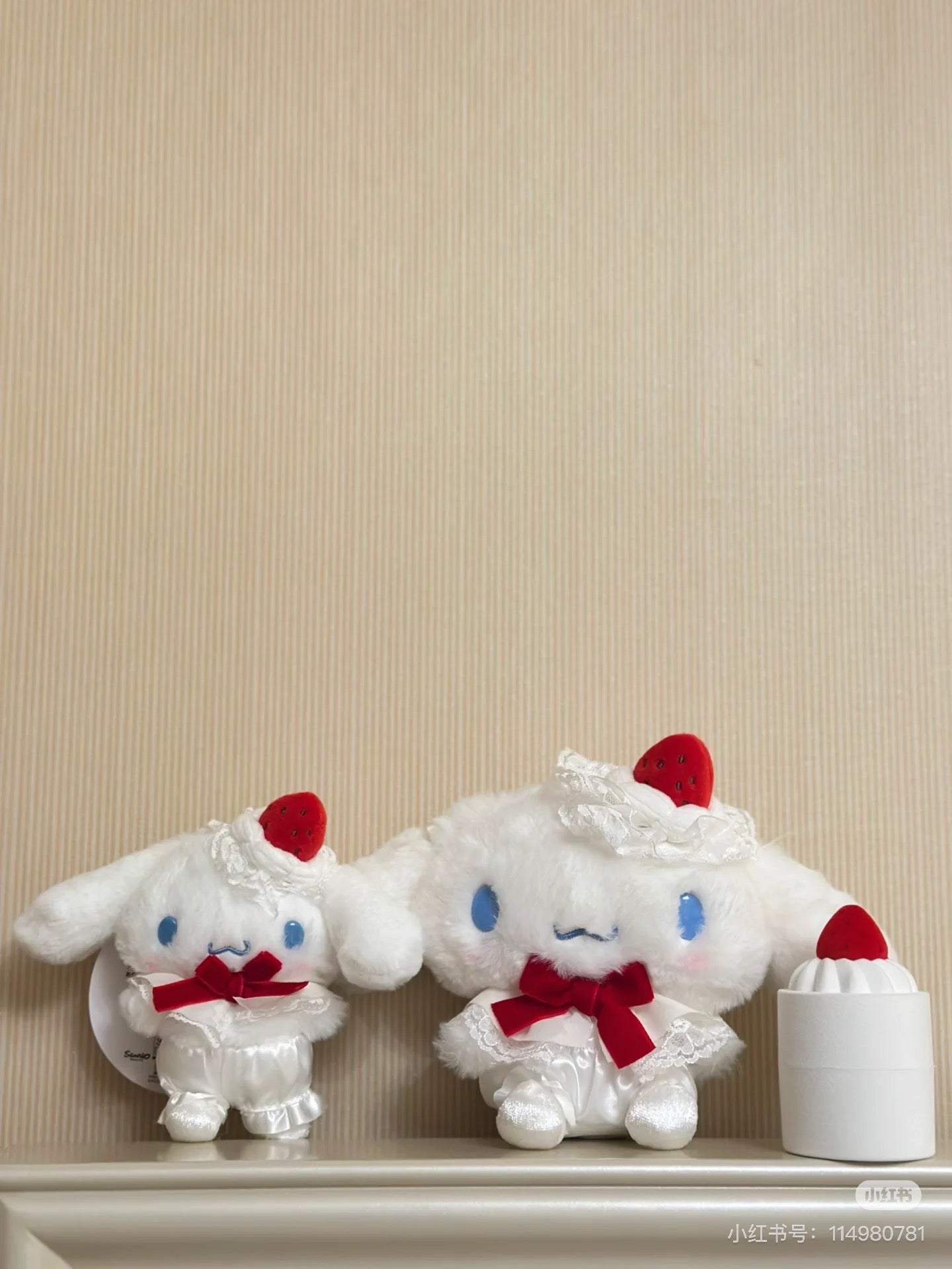 【limit 1】Sanrio|strawberry Shortcake Mascot Holder /Plush Keychain|10 x 6 x 13.5cm approx.