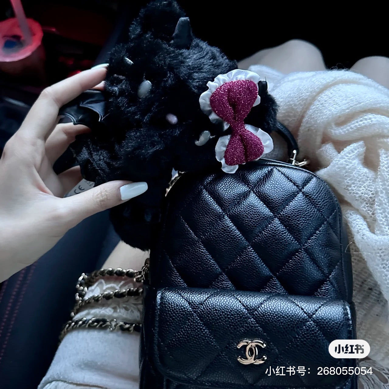 Hello kitty凯蒂猫|Sanrio Hello Kitty Mascot Holder/ Angel and Little Devil天使恶魔挂件|约 14.9 x 12.1 x 7.8 厘米