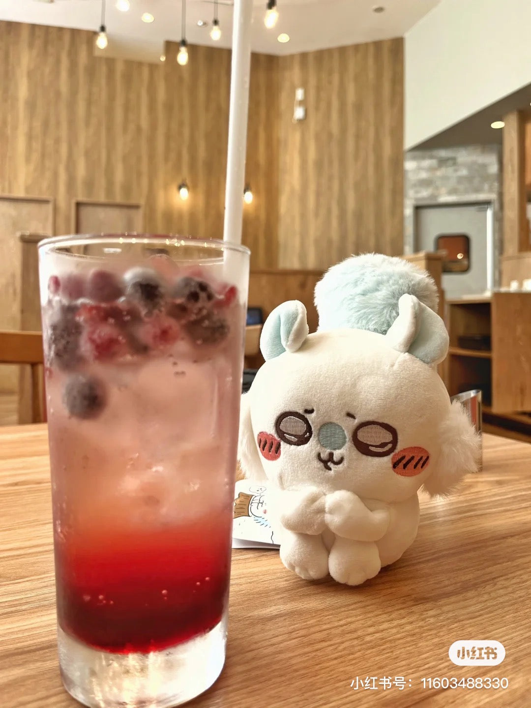 Chiikawa 吉伊卡哇|委屈抱腿坐姿玩偶/公仔|约H120×W120×D100mm