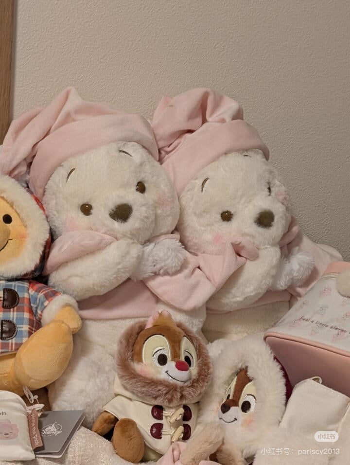 Disney迪士尼|Plush Toy (M) - Pooh / White Pooh Fruit Latte Color Cape Pink东迪冬日限定水果拿铁色睡衣睡帽斗篷系列噗噗维尼软乎乎坐姿毛绒玩偶/公仔/M号|约33×25×25cm
