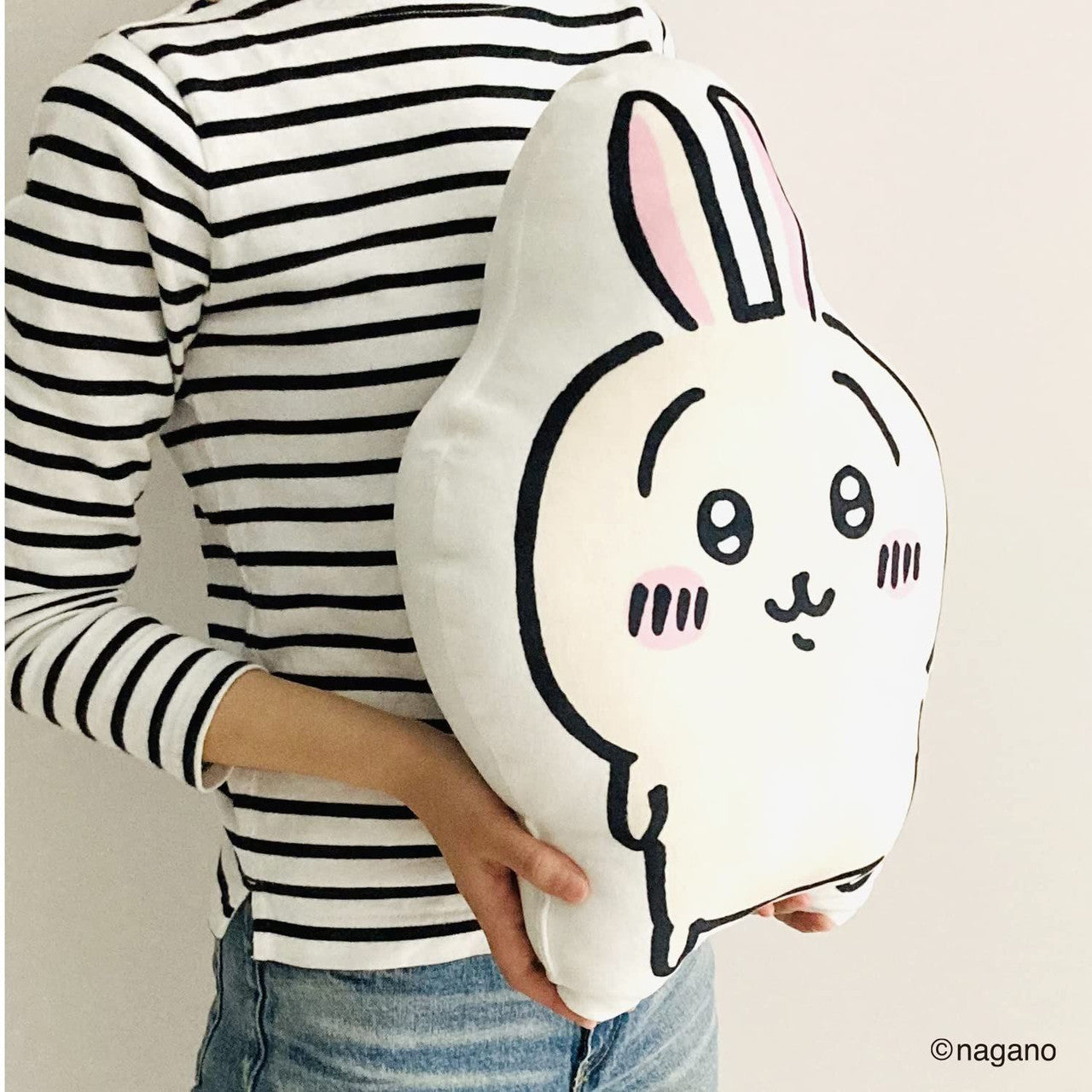 Chiikawa 吉伊卡哇|mochi手感人形抱枕/正反都可爱|約H290×W350×D430mm