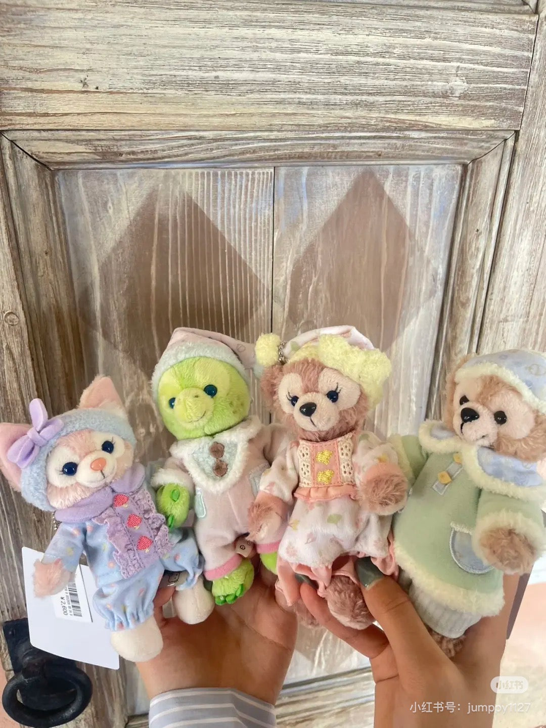 Disney迪士尼|2024东迪秋日睡衣派对系列/Duffy和朋友们站姿毛绒徽章挂件/包挂