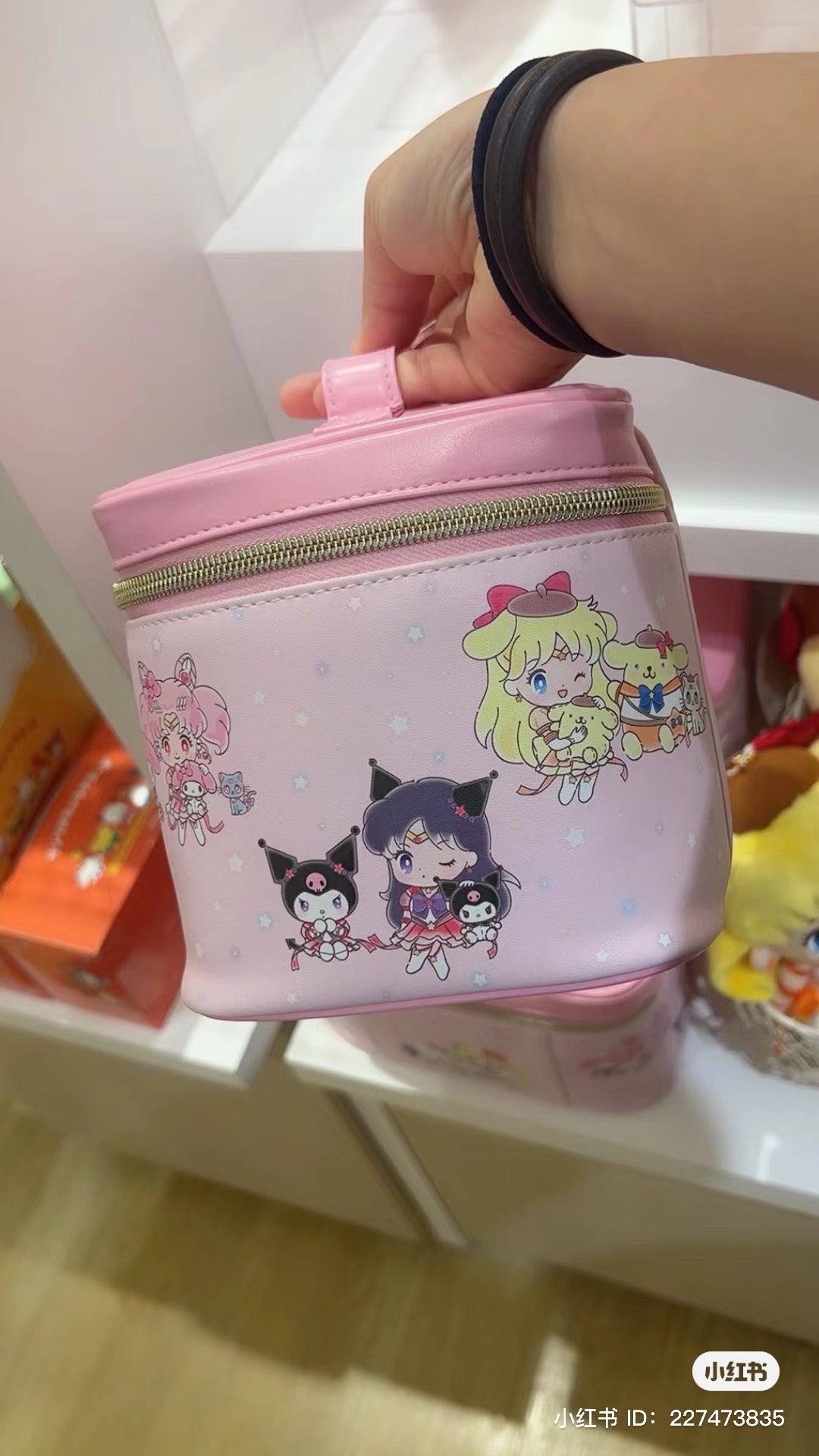 Sailor moon|美战 x Sanrio联名化妆包/珍珠拉链头|约24 x 14.5 x 16 cm