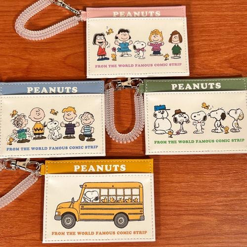 Snoopy|school bus皮质感可伸缩卡包|约8cm×11cm