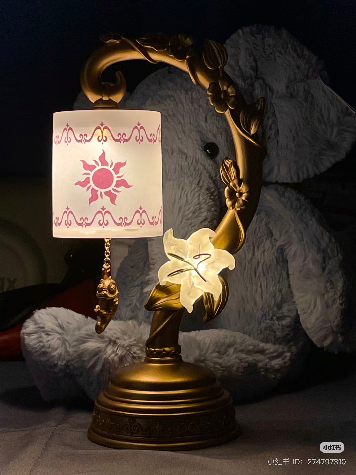 【限购1】Disney迪士尼|Tangled Pascal LED Light FEEL LIKE RAPUNZEL lantern cute长发公主幻想之泉乐佩帕斯卡LED台灯/小夜灯|約高さ21.5×幅11×奥行き8.2(cm)