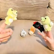 Pickles Frog|Various Finger Puppets Stuffed Animals mystery bag/blind box/All 6 types | 1 box