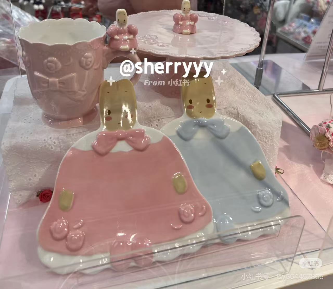 Sanrio|Marron Cream Fashion Show 40th anniversary Plate Set|14.5 x 16cm approx.