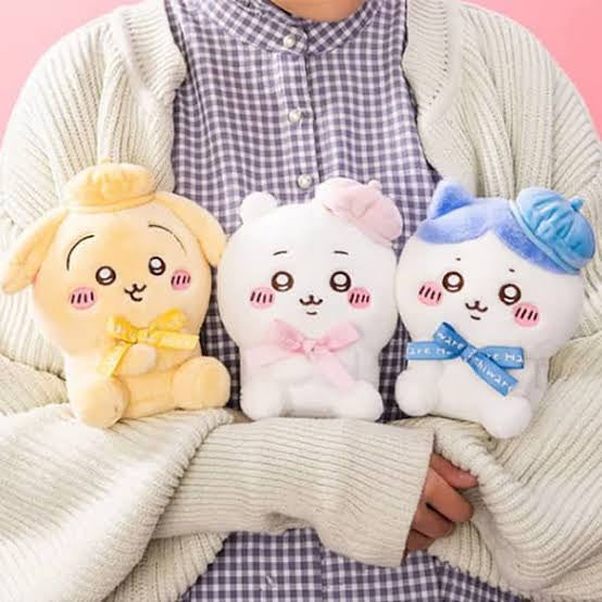 Chiikawa 吉伊卡哇|Sitting Plush Toy /Tokyo Souvenirs贝雷帽可爱坐姿毛绒公仔/玩偶|约H180×W120×D110mm