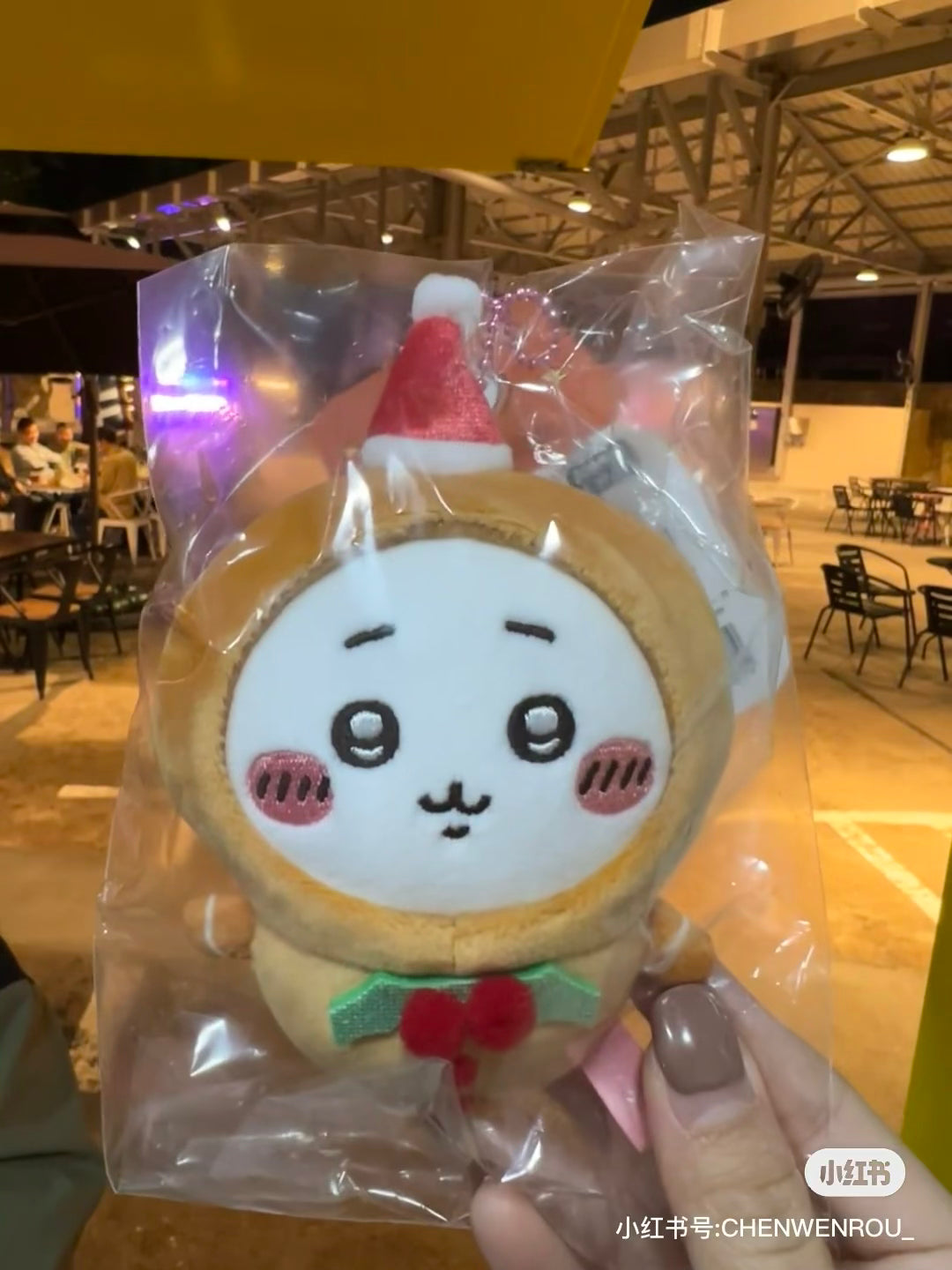 Chiikawa 吉伊卡哇|Plush Keychain 2024圣诞限定姜饼人系列毛绒挂件/包挂|约H140 x W90 x D55mm
