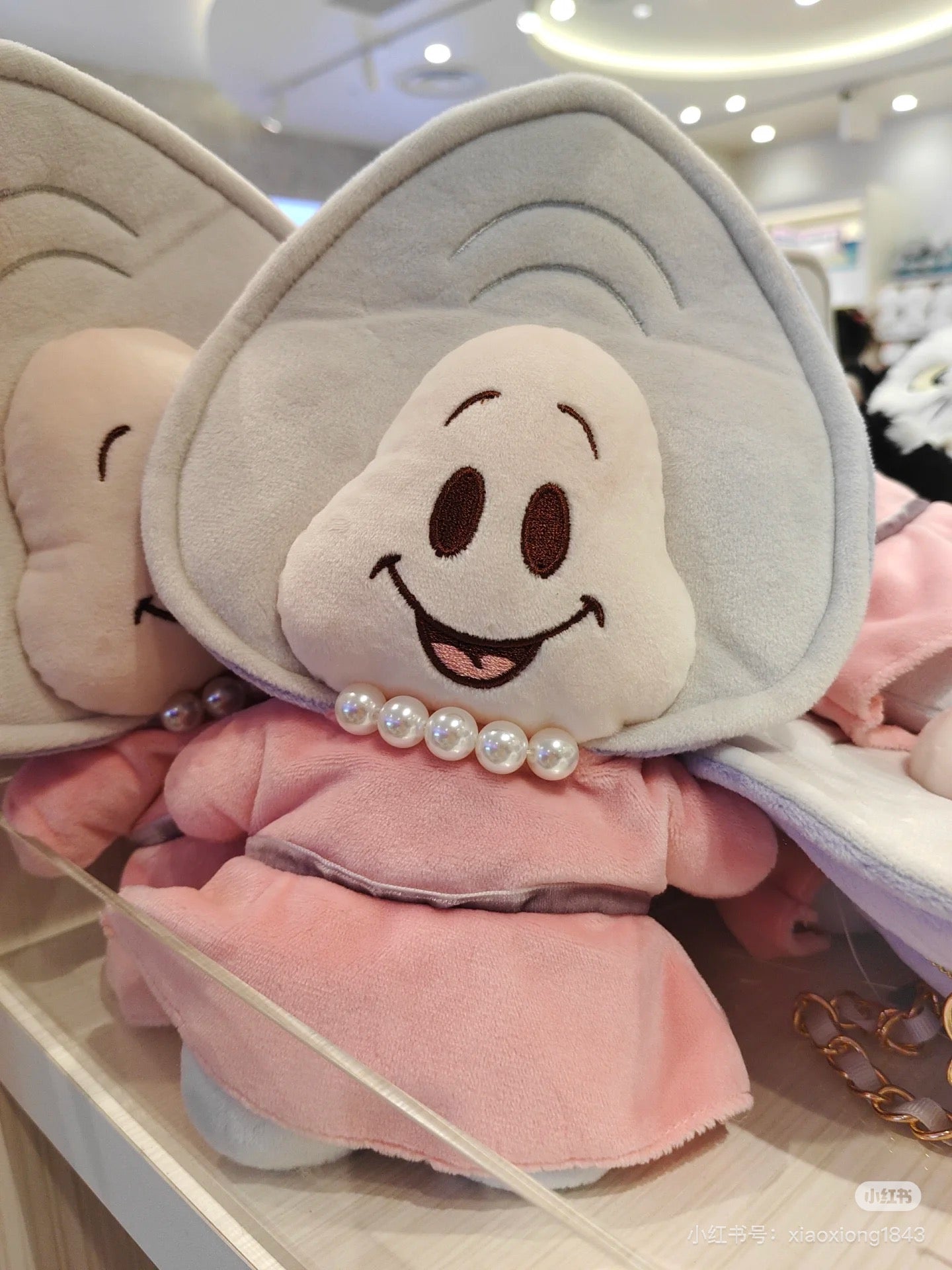 Disney迪士尼| Alice in Wonderland Baby Oyster Plush Pochette Crossbody Bag爱丽丝梦游仙境牡蛎斜挎包/手提包|约縦23×横15×厚7.5(cm)