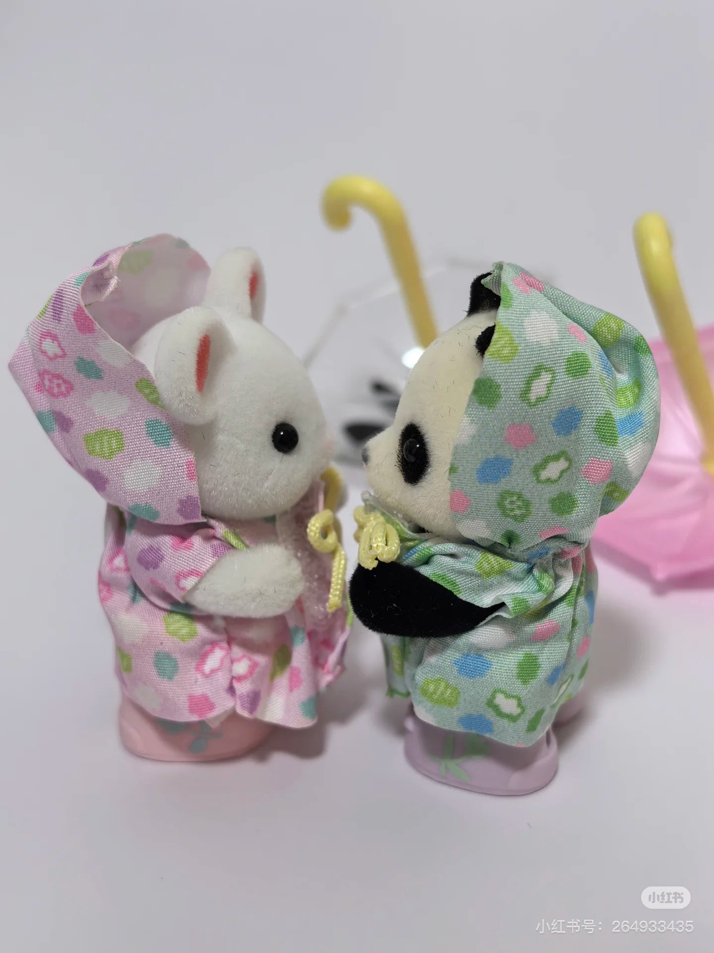 SylvanianFamilies森贝儿家族|Rainy Day Friends幼儿园伙伴雨天套组/玩具/过家家5748