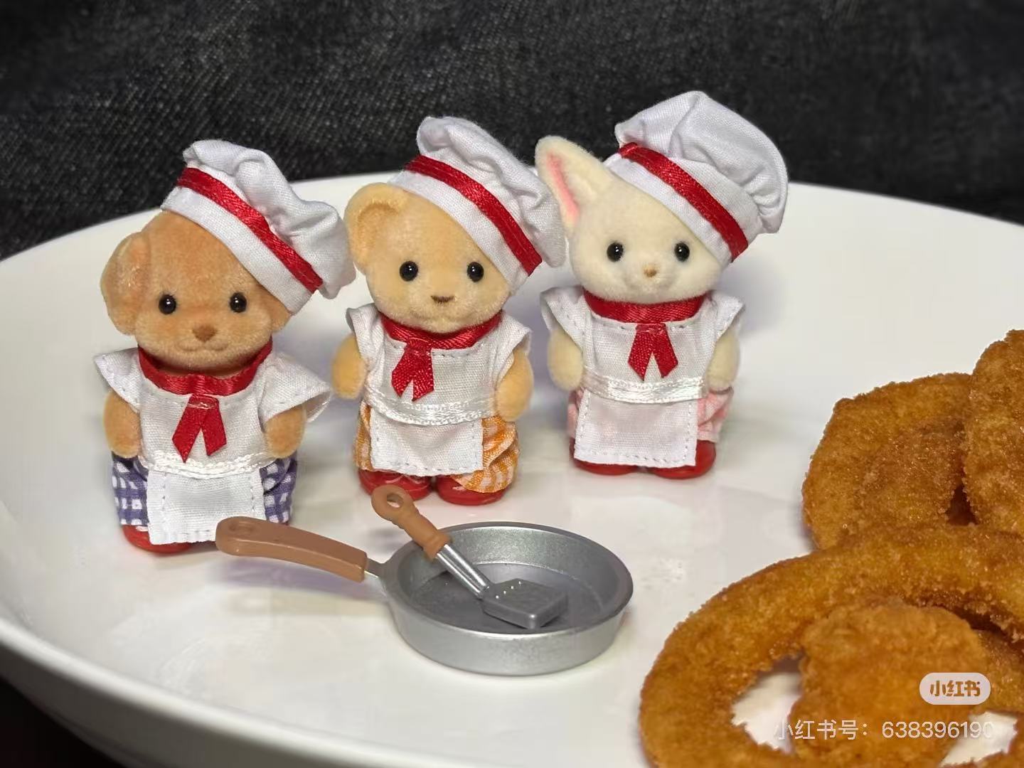 SylvanianFamilies|FOREST KITCHEN BABY Poodle CHEF