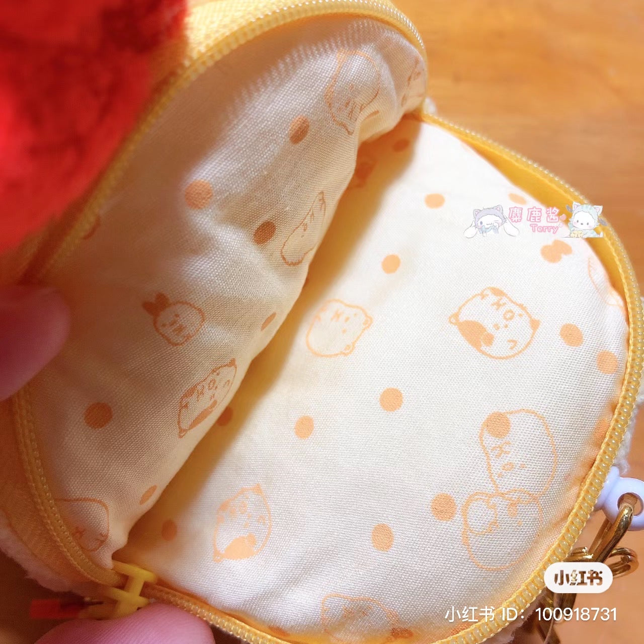 Sumikko gurashi|Plush Pass Case with Reel|145×115×45mm approx.