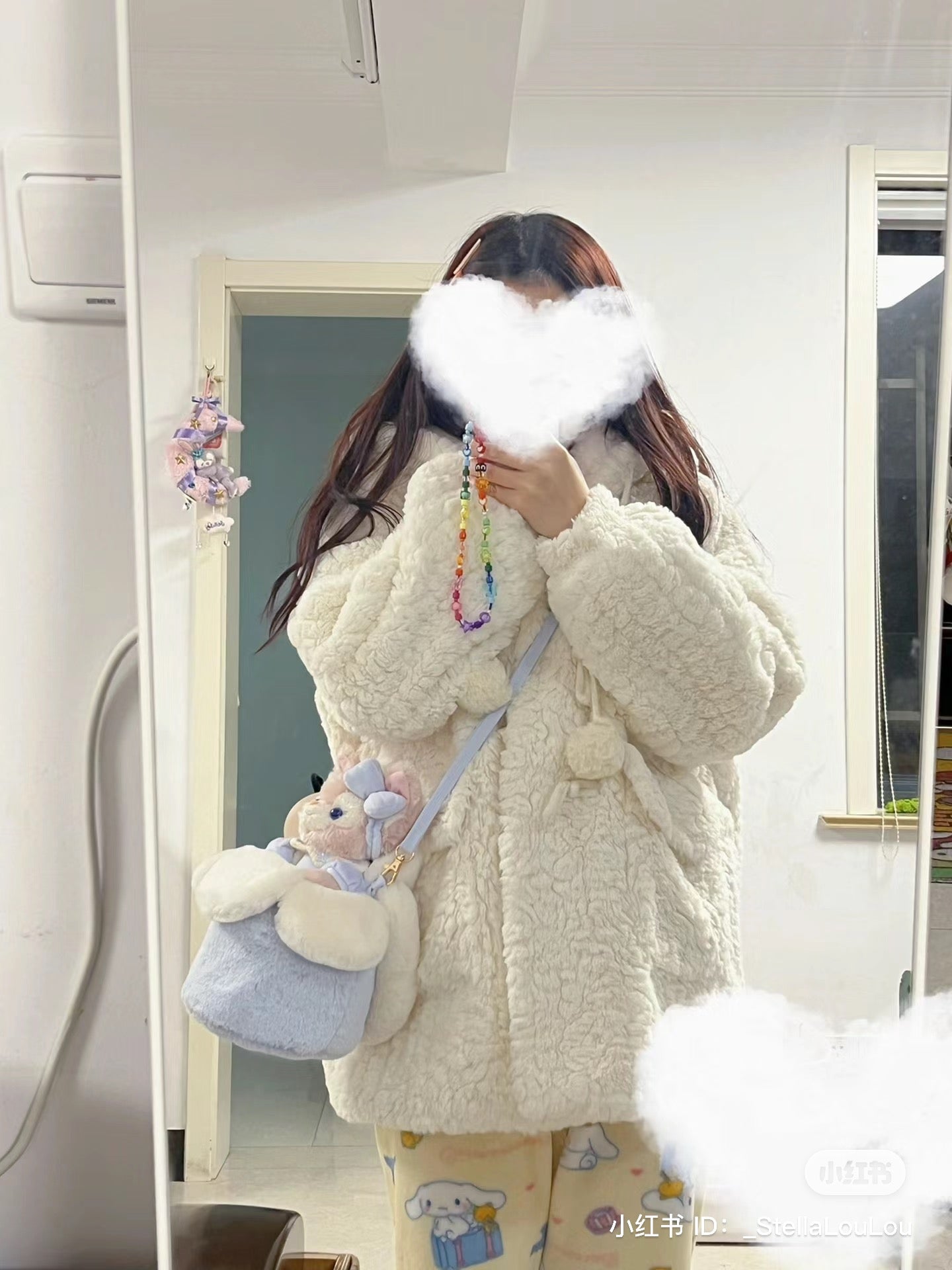 Disney SH|懒懒系列贝儿超柔软毛茸茸玩偶花朵包/水桶包/也可斜背/挺耐装