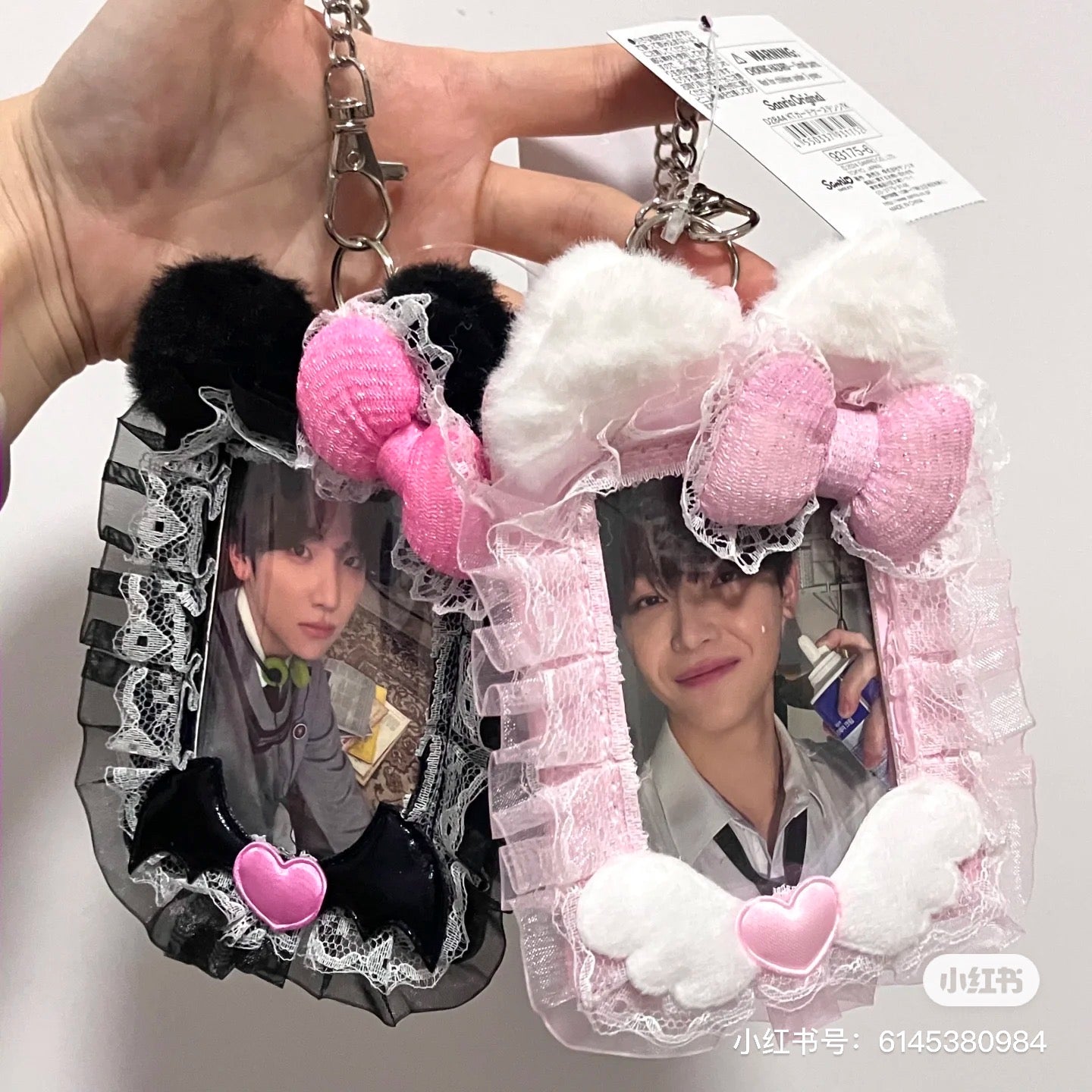 Hello kitty凯蒂猫|Sanrio Hello Kitty Card Case/ Angel and Little Devil天使恶魔应援卡包/背面也有可爱图案 |约13.5 x 11.1 x 2.8cm
