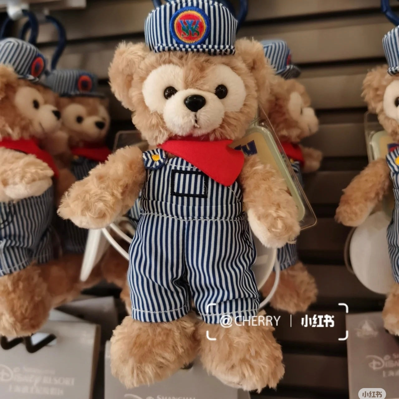 Disney SH|Duffy达菲工程师挂件/包挂