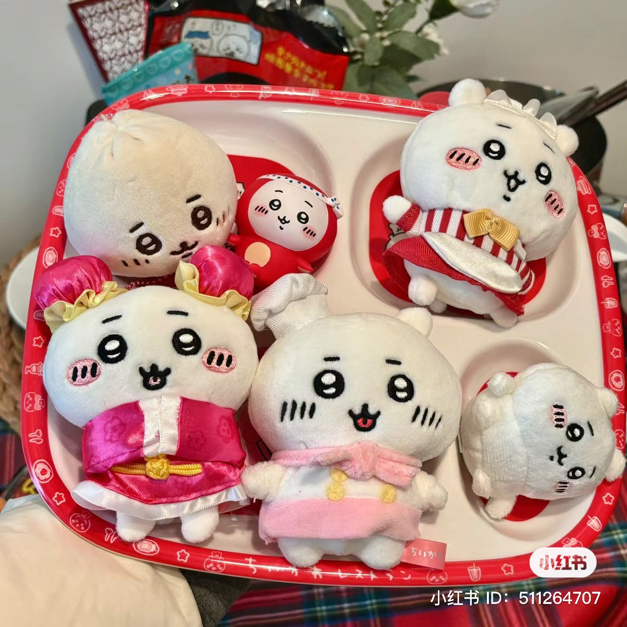 Chiikawa 吉伊卡哇|餐厅限定四格塑料耐摔餐盘|約H228×W254mm