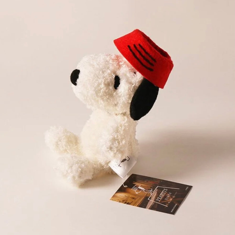 Snoopy|cafe限定红帽子史努比卷毛玩偶/公仔|约H13.5 x W10 x D10cm(坐姿尺寸)
