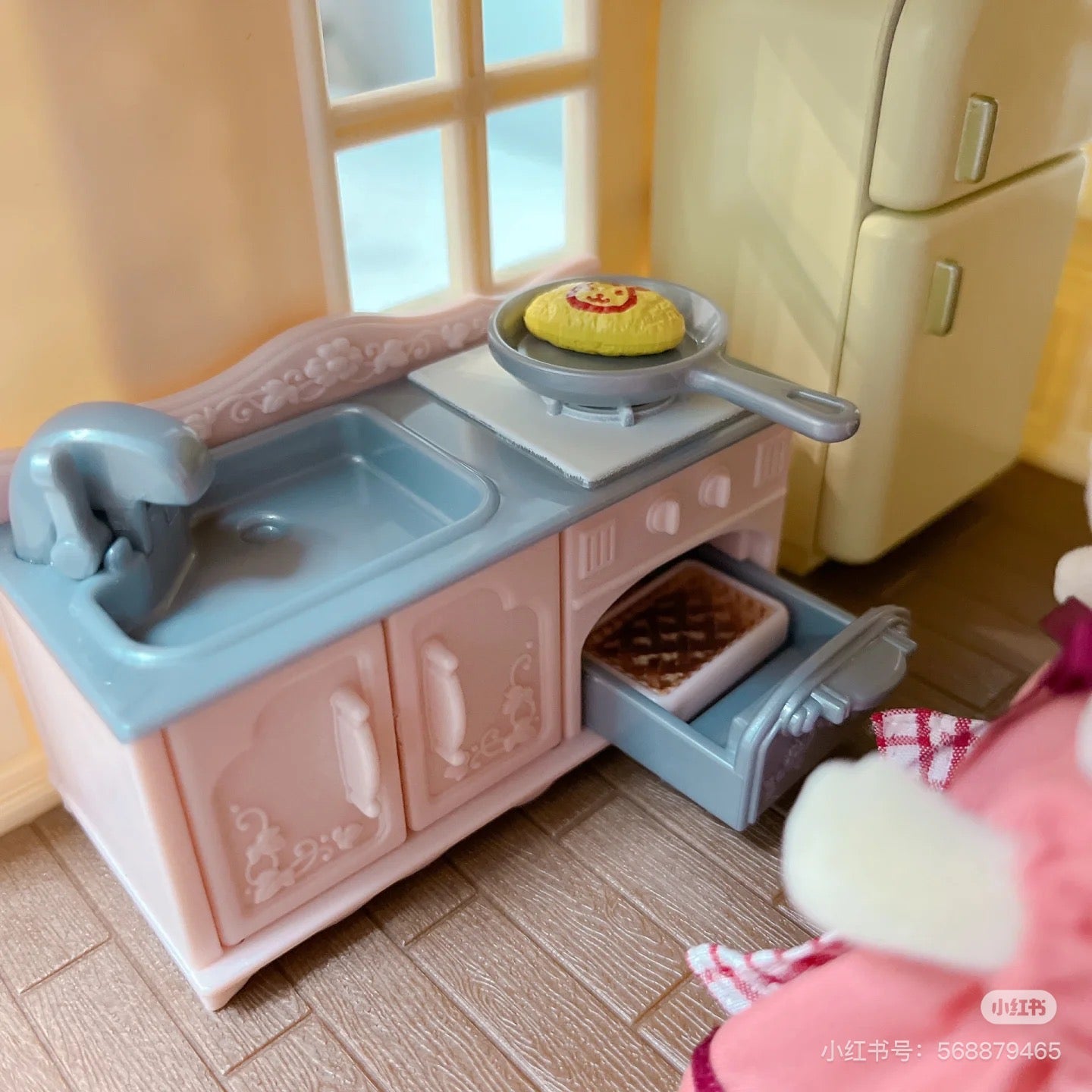 SylvanianFamilies森贝儿家族|Red Roof Cosy Cottage Starter Home-Chocolate Rabbit巧克力兔站宝+甜梦小屋/别墅套组5567