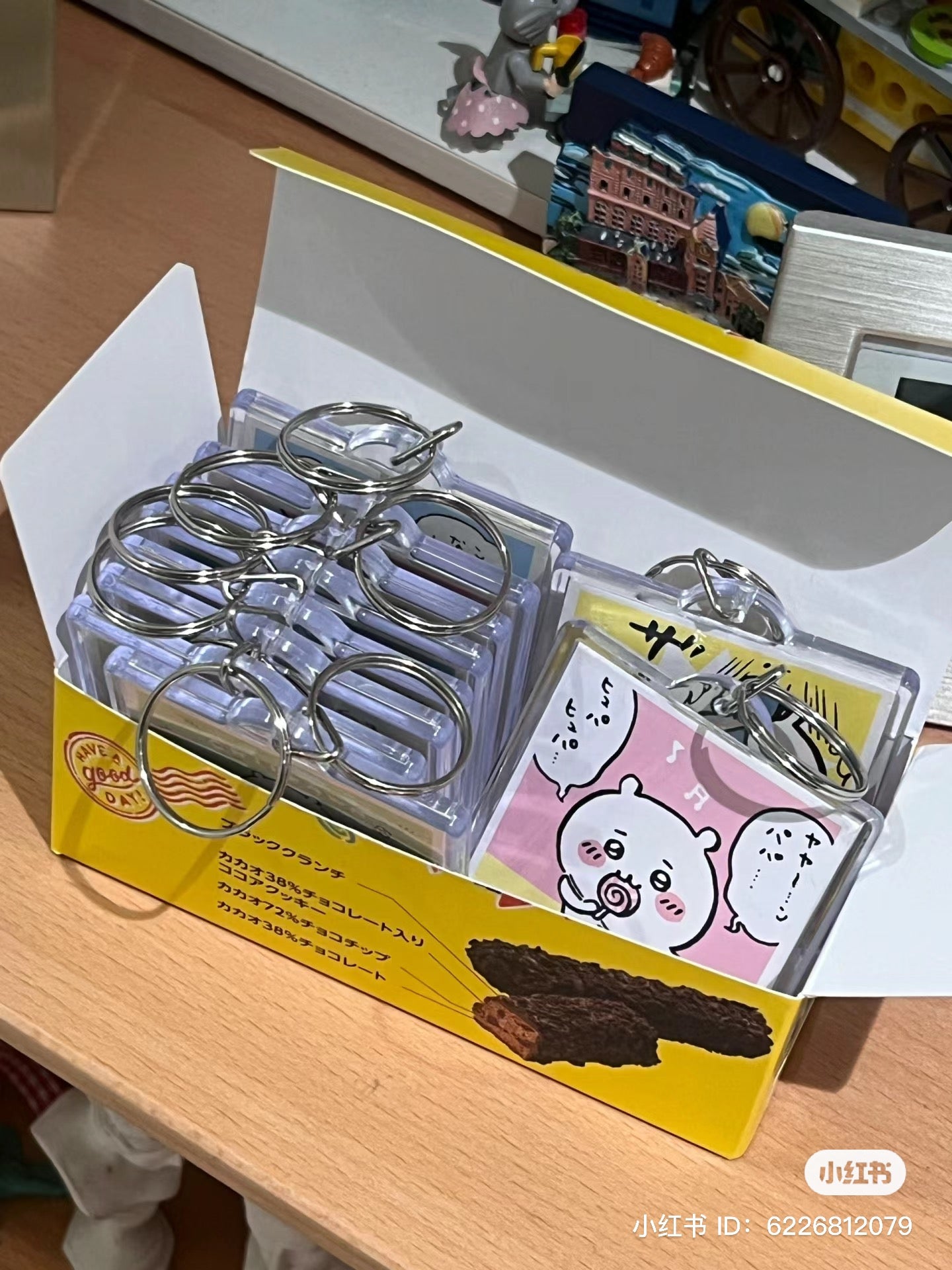 Chiikawa 吉伊卡哇|第二弹可爱细闪贴纸盲盒/共50种|1包含5张