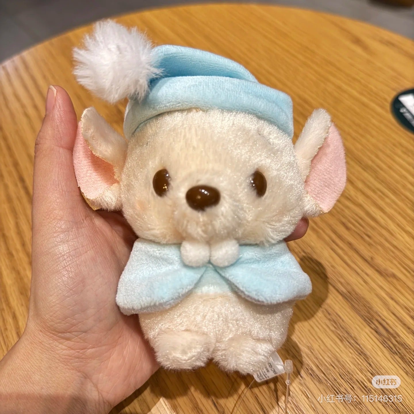 Disney迪士尼|Winnie the Pooh Urupocha-chan Plush Doll Fruit Latte Color东迪冬日限定水果拿铁色睡衣睡帽斗篷系列豆豆眼毛绒小玩偶/公仔摆件|约H11.5×W10.5×D7.5cm