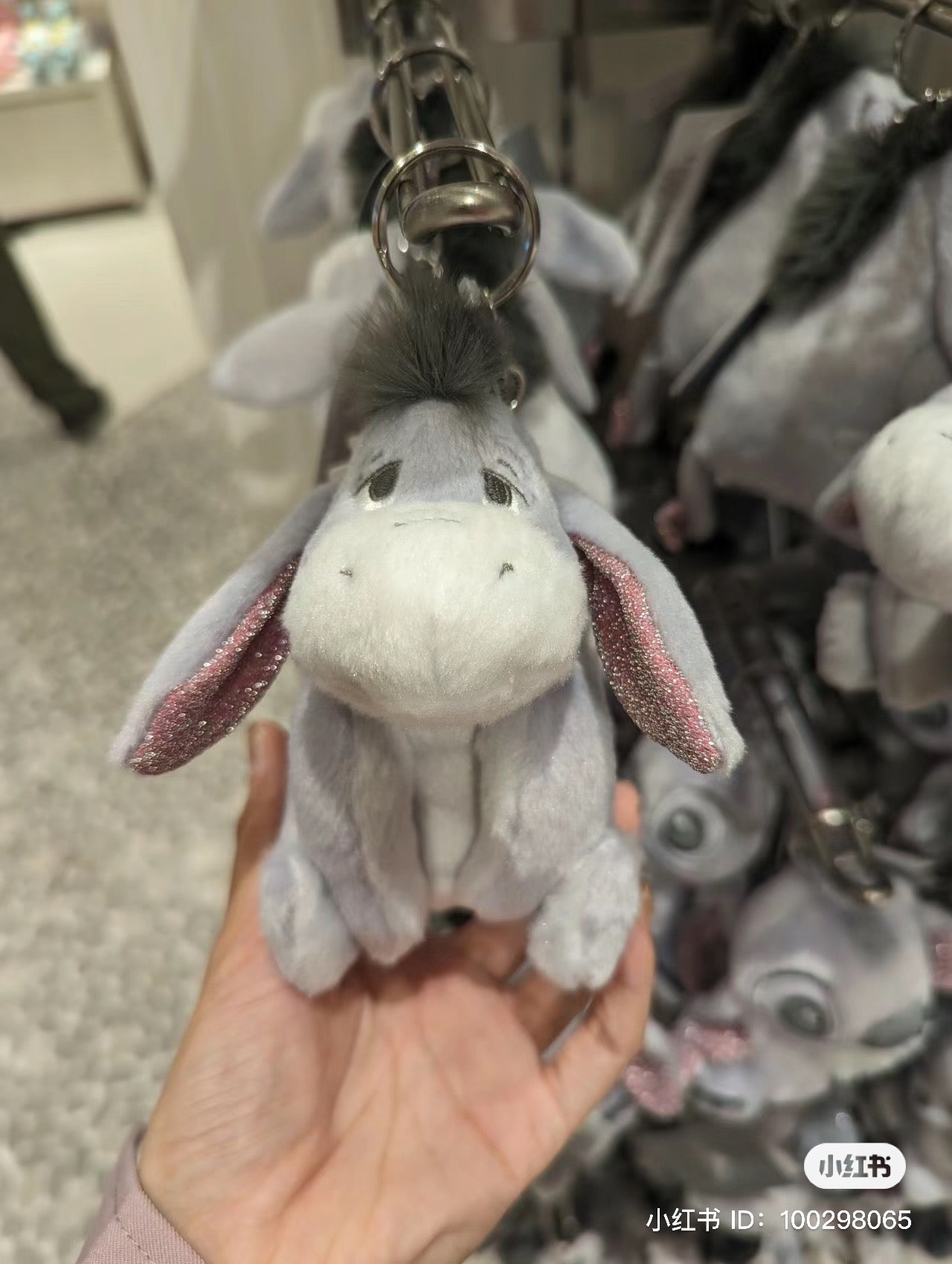 Disney迪士尼|冬日限定灰色银闪系列挂件/包挂|高さ約13×幅11×奥行き8(cm)