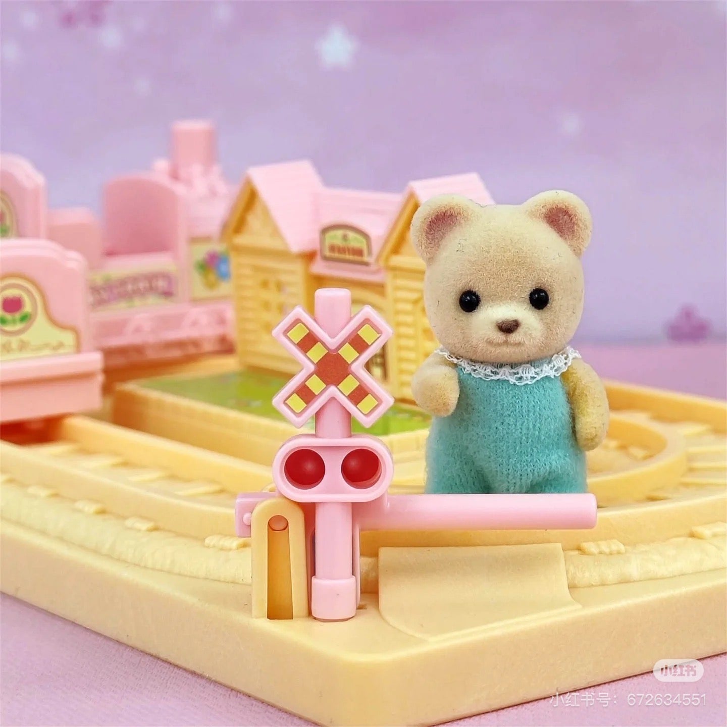 SylvanianFamilies森贝儿家族| Baby Choo-Choo Train快乐小火车+Bear Baby蜜熊宝宝套组/玩具/过家家5320