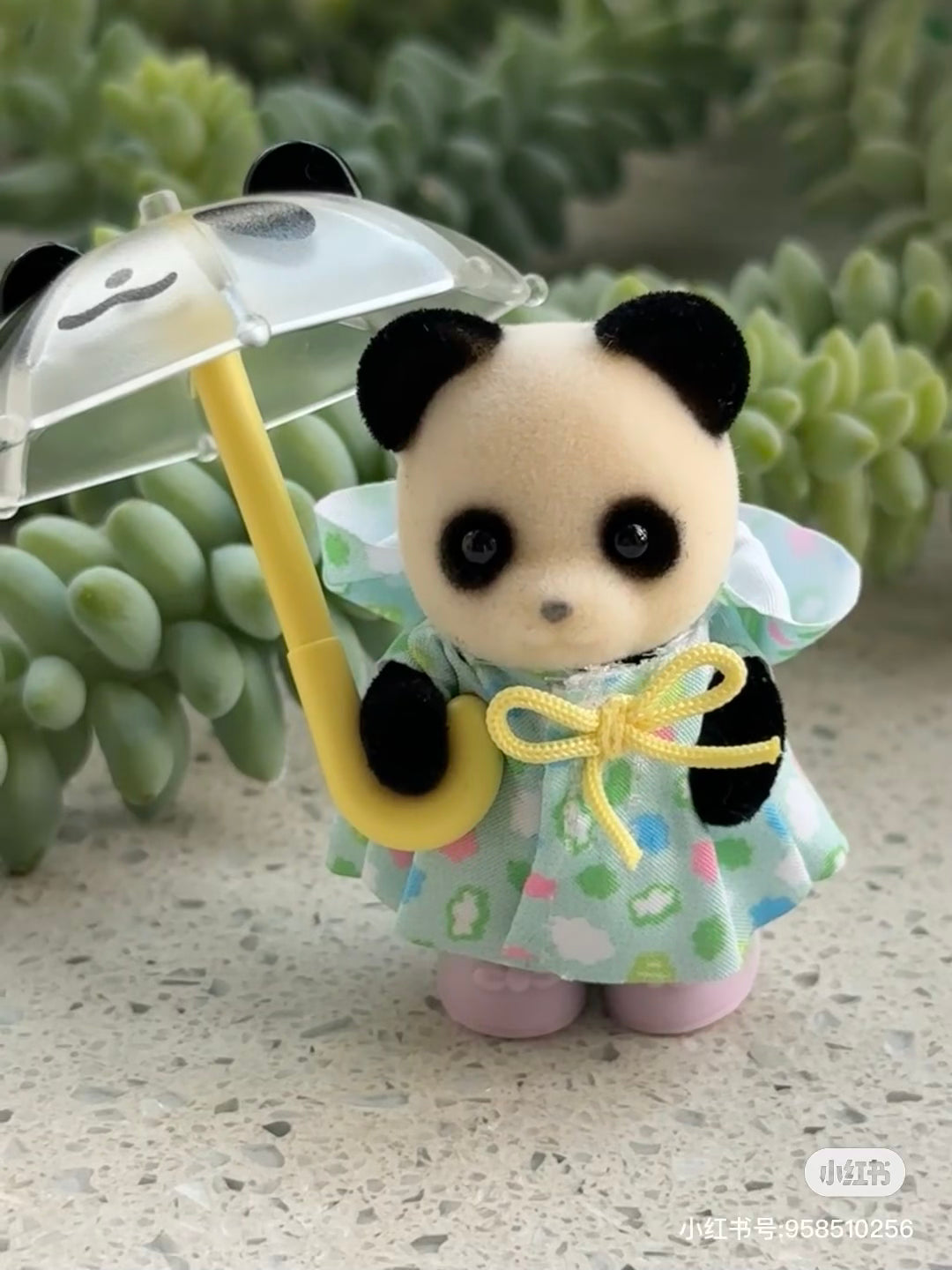 SylvanianFamilies森贝儿家族|Rainy Day Friends幼儿园伙伴雨天套组/玩具/过家家5748