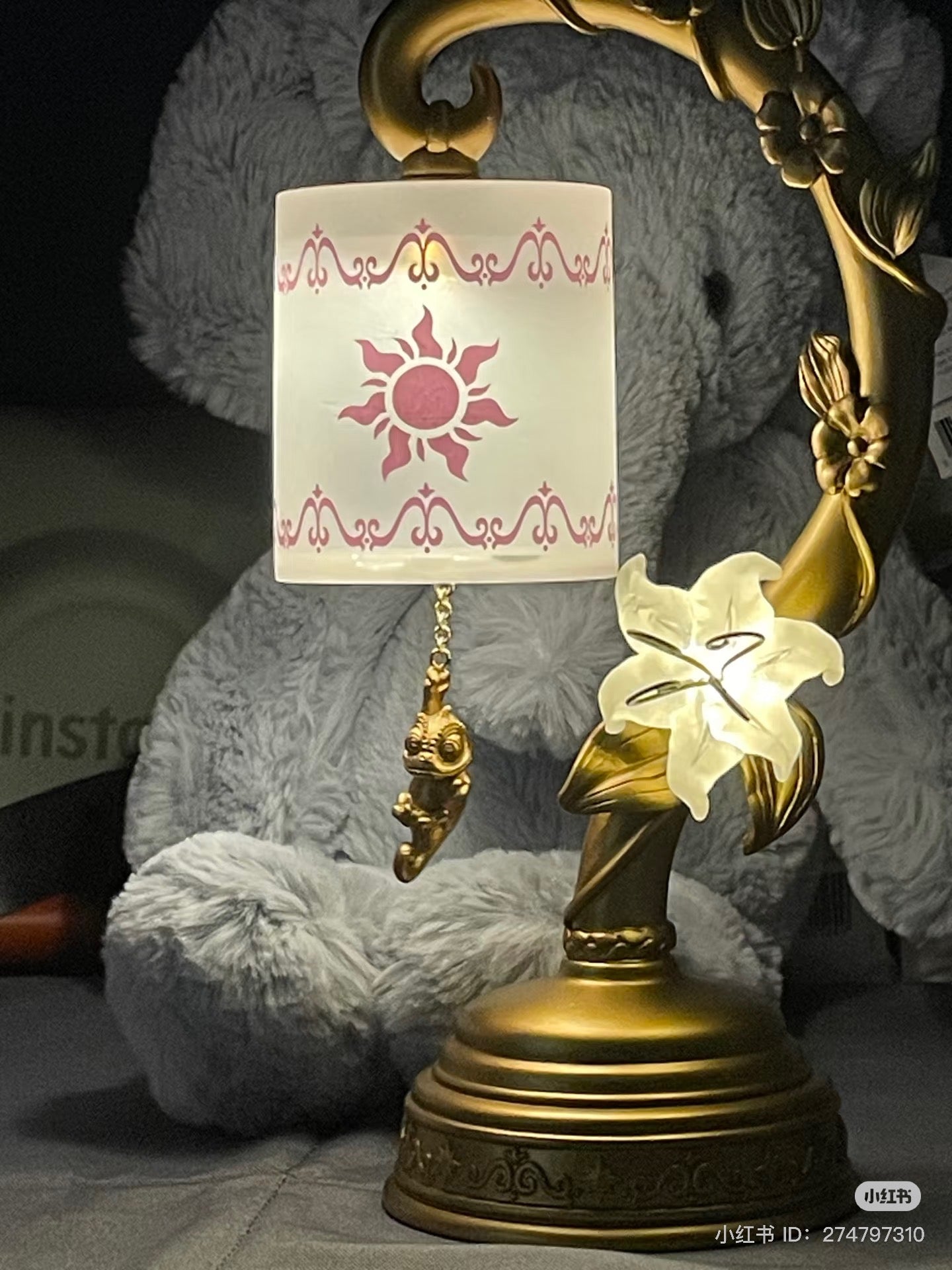 【限购1】Disney迪士尼|Tangled Pascal LED Light FEEL LIKE RAPUNZEL lantern cute长发公主幻想之泉乐佩帕斯卡LED台灯/小夜灯|約高さ21.5×幅11×奥行き8.2(cm)