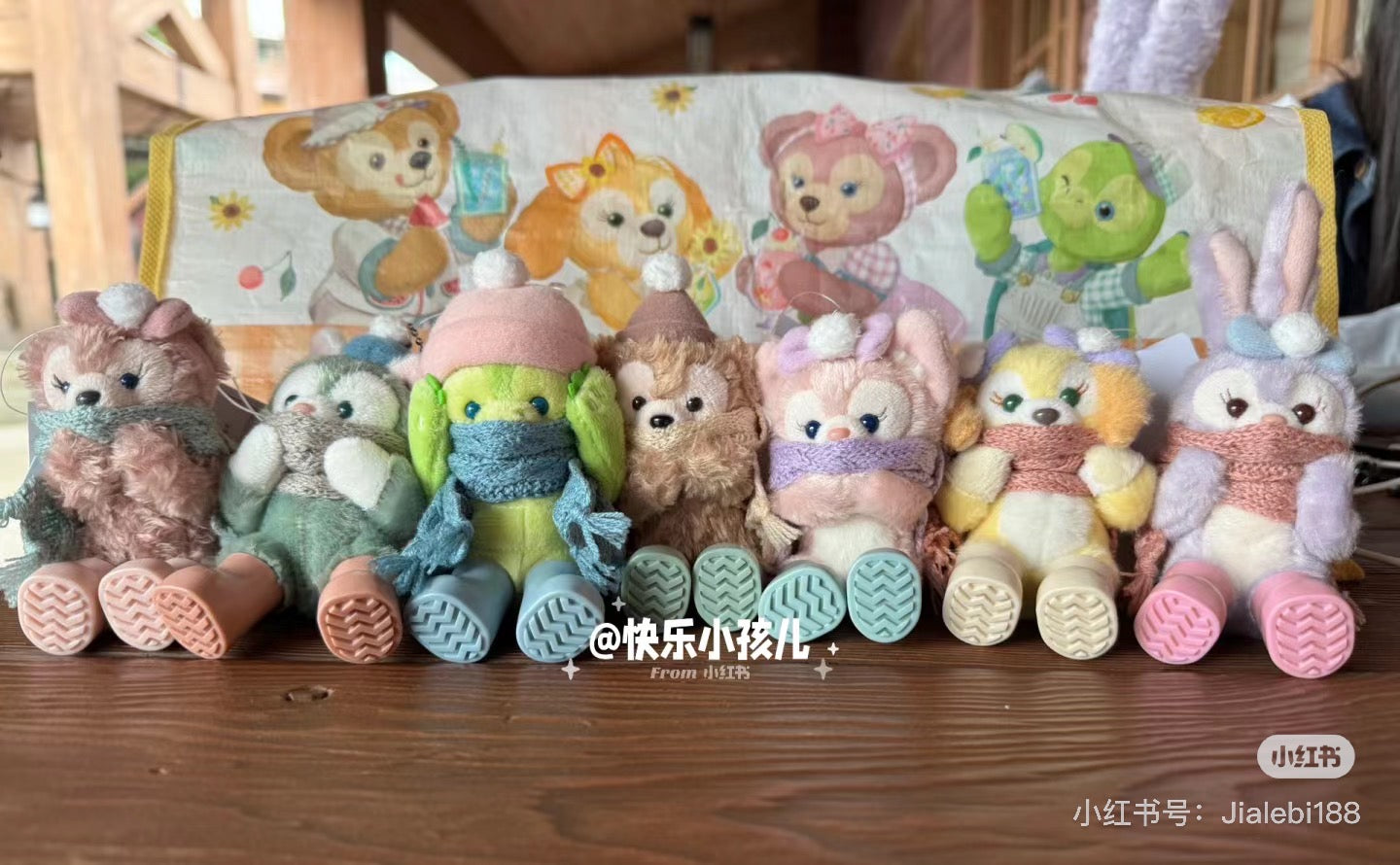 Disney迪士尼 |东迪2024冬日限定七宝坐姿围巾毛绒玩偶挂件/包挂