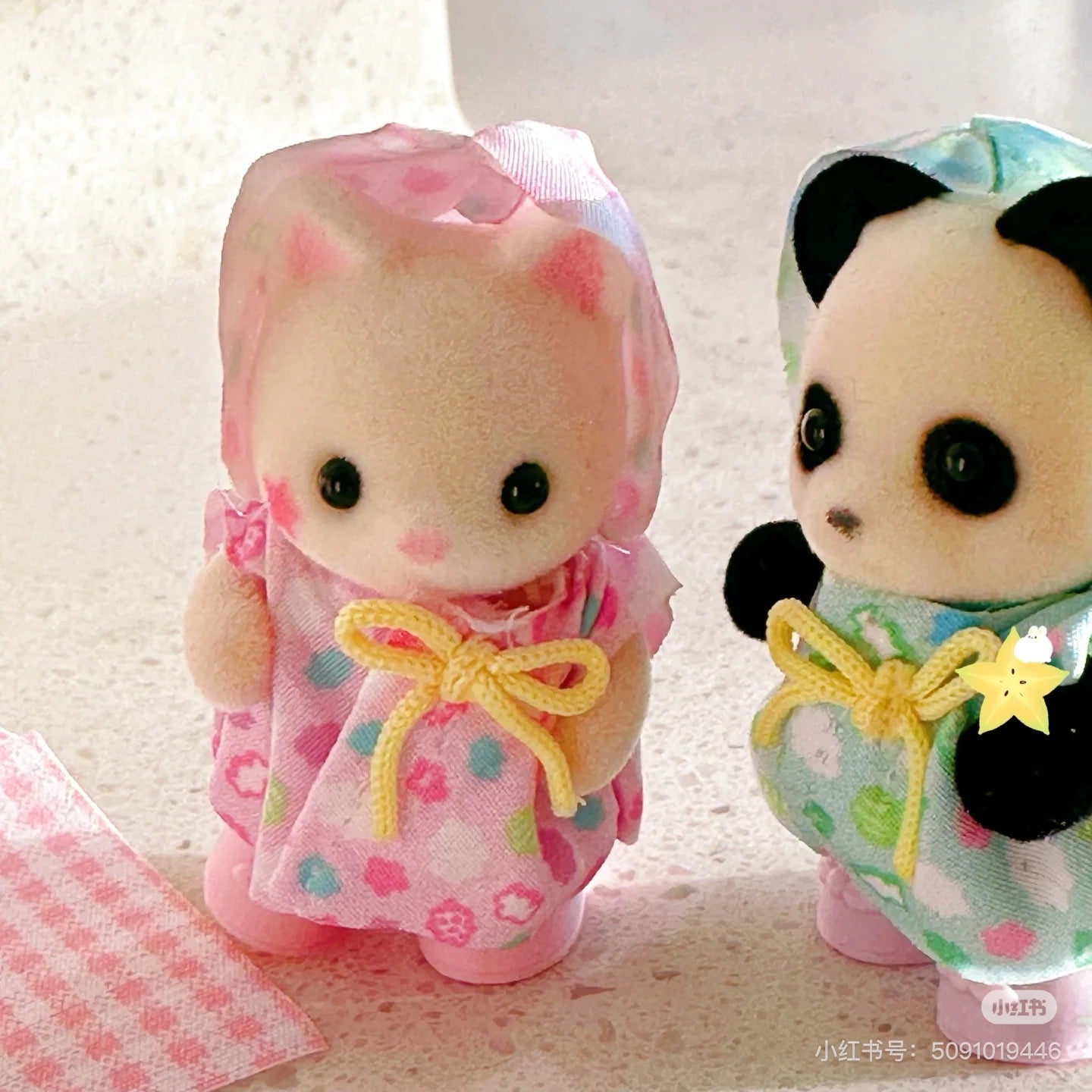 SylvanianFamilies森贝儿家族|Rainy Day Friends幼儿园伙伴雨天套组/玩具/过家家5748