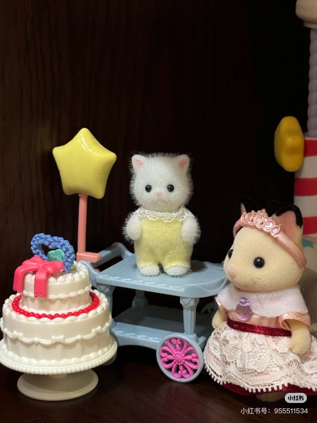 SylvanianFamilies森贝儿家族| Party Time Playset -Tuxedo Cat木炭猫黑耳猫姐姐派对盛装套组/玩具/过家家5646