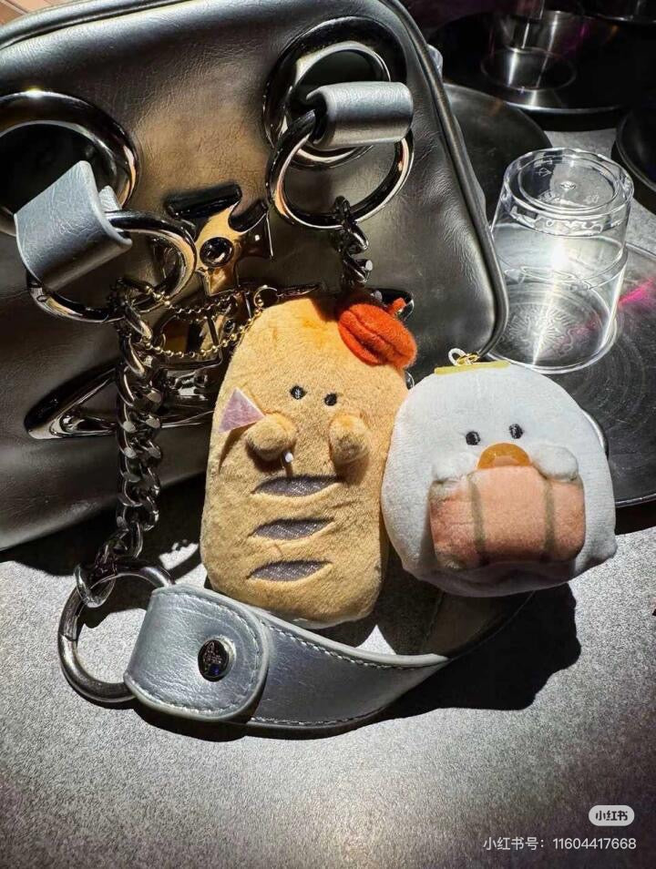 Nico Nui|France Pane Tensine Ghost贝雷帽香肠+提行李箱幽灵磁吸挂件/1对|约W140×H200×D60mm