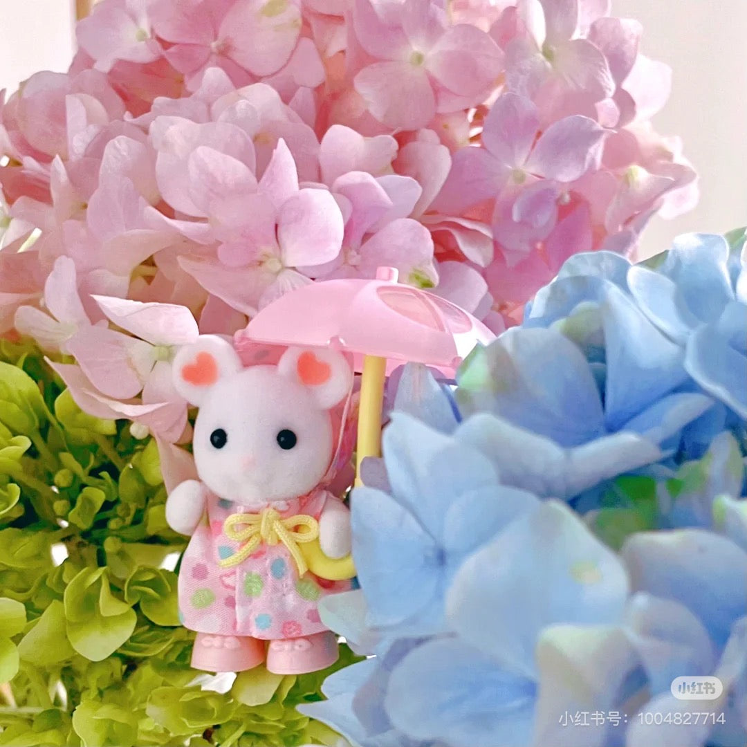 SylvanianFamilies森贝儿家族|Rainy Day Friends幼儿园伙伴雨天套组/玩具/过家家5748