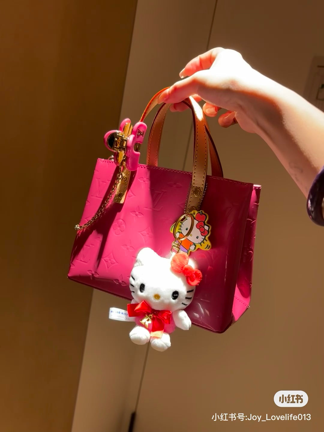 Sanrio|Hello Kitty红色蝴蝶结字母自选挂件/玩偶|约 6.5×5×9.5cm