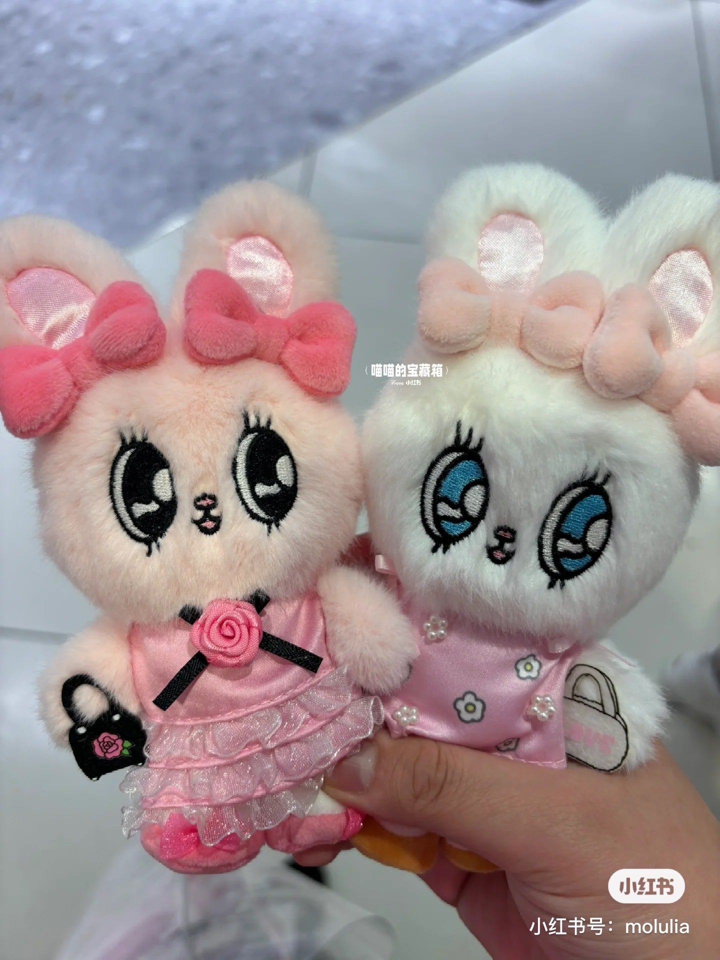EstherBunny艾丝乐小兔|限定粉嫩软萌兔挂件/玩偶/手里还拎着小包包