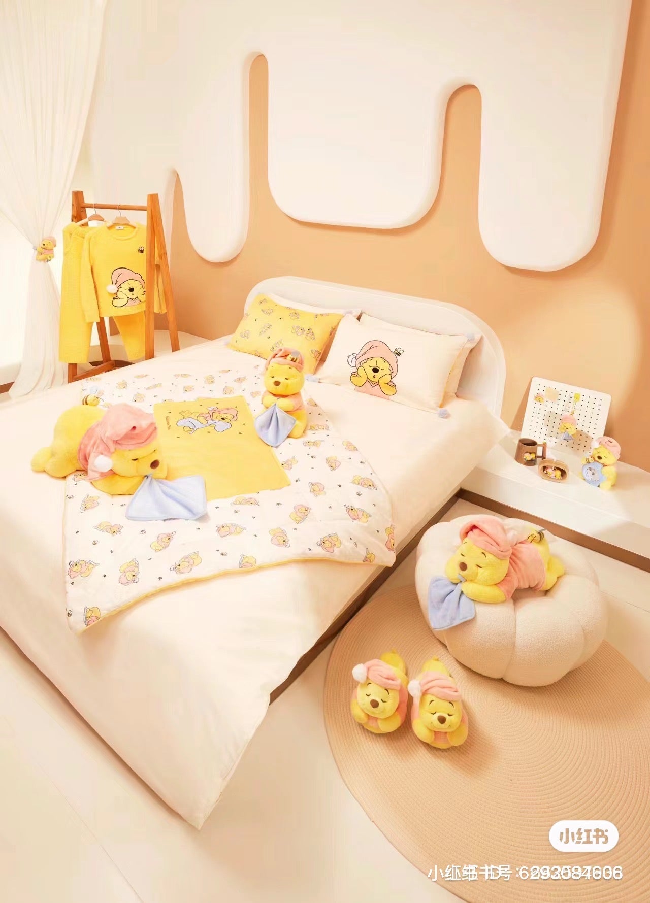 Disney SH|winnie the pooh维尼/噗噗小被子抱枕/打开后小被子超赞/又软又美