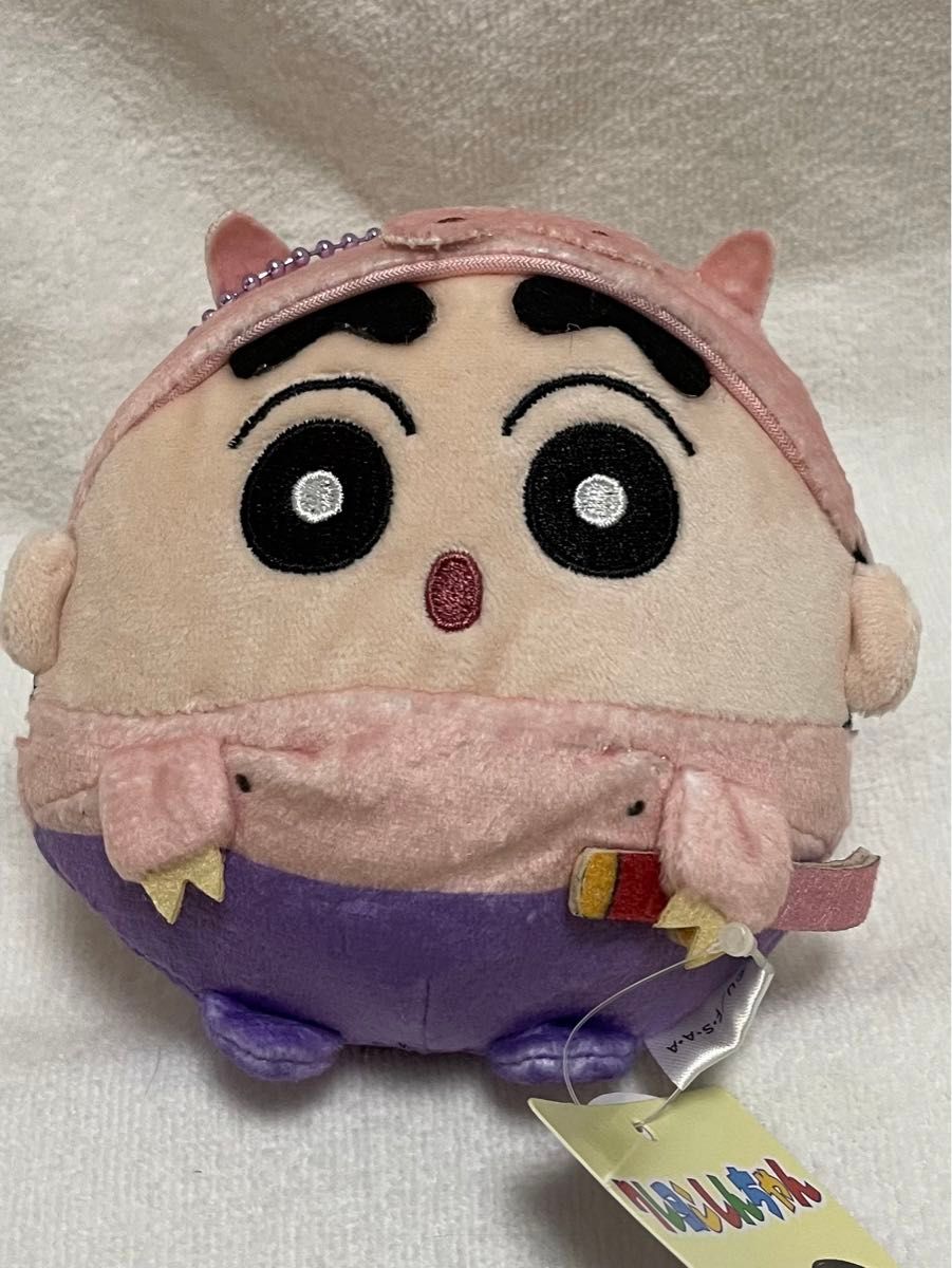 Crayon shin-chan蜡笔小新|Doll Crayon Shin-chan Mascot可爱角色圆滚滚毛绒玩偶挂件/包挂/拉长尾巴身体会震动|约H:100mm×W:100mm×D:75mm