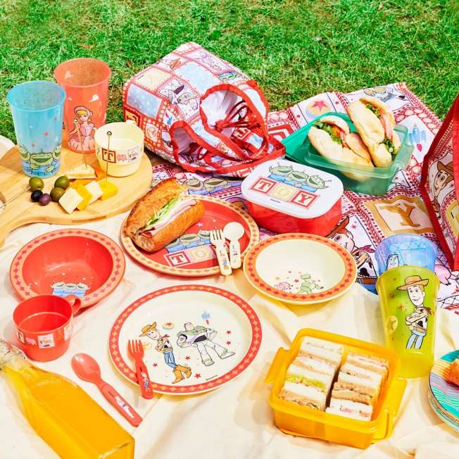 Disney|玩具总动员三眼仔超丰富叉勺杯盘碗餐具10样套组+同款单肩收纳包/野餐组
